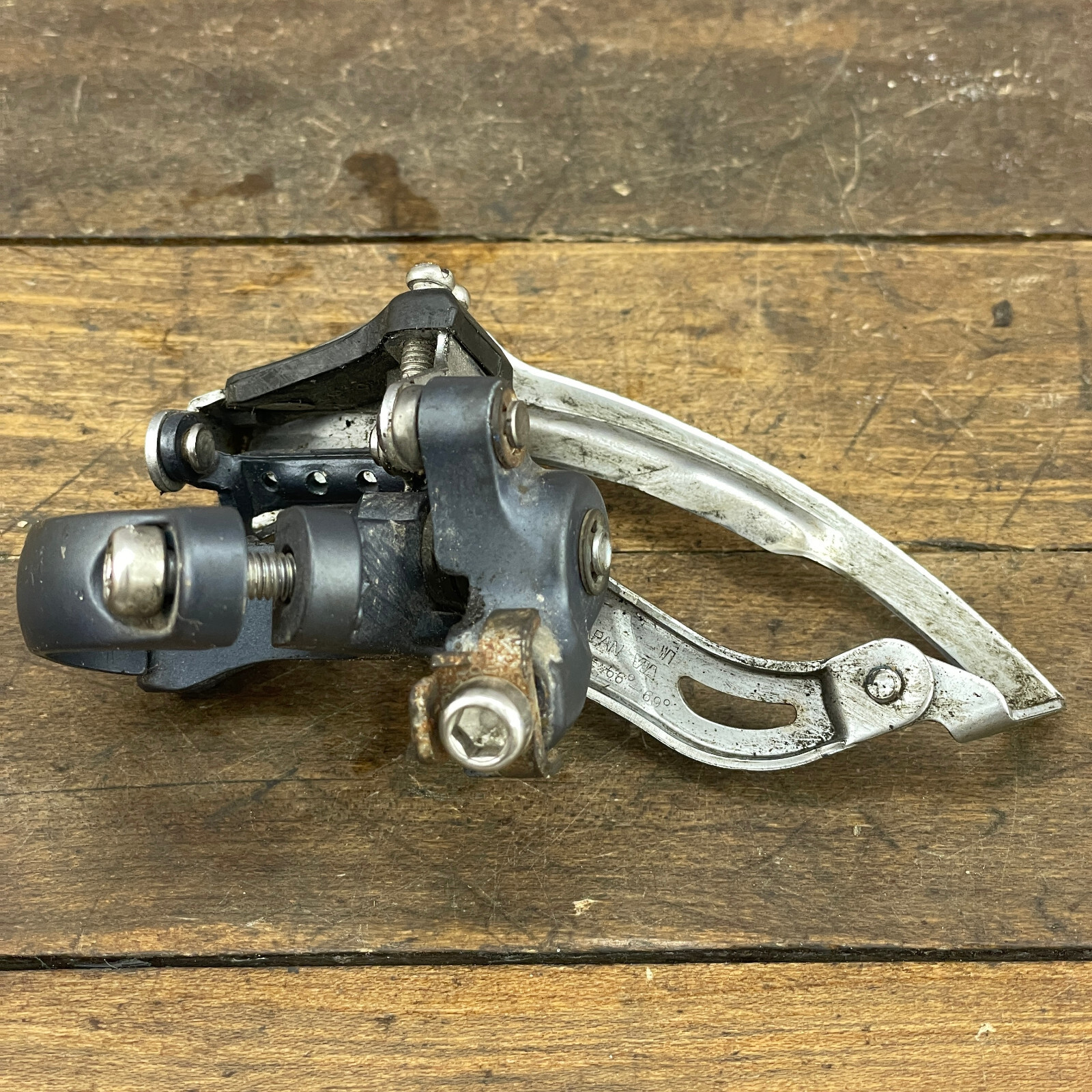 Vintage Shimano Deore LX FD-M570 Front Derailleur 31.8 mm Top Pull Mega 9 C6