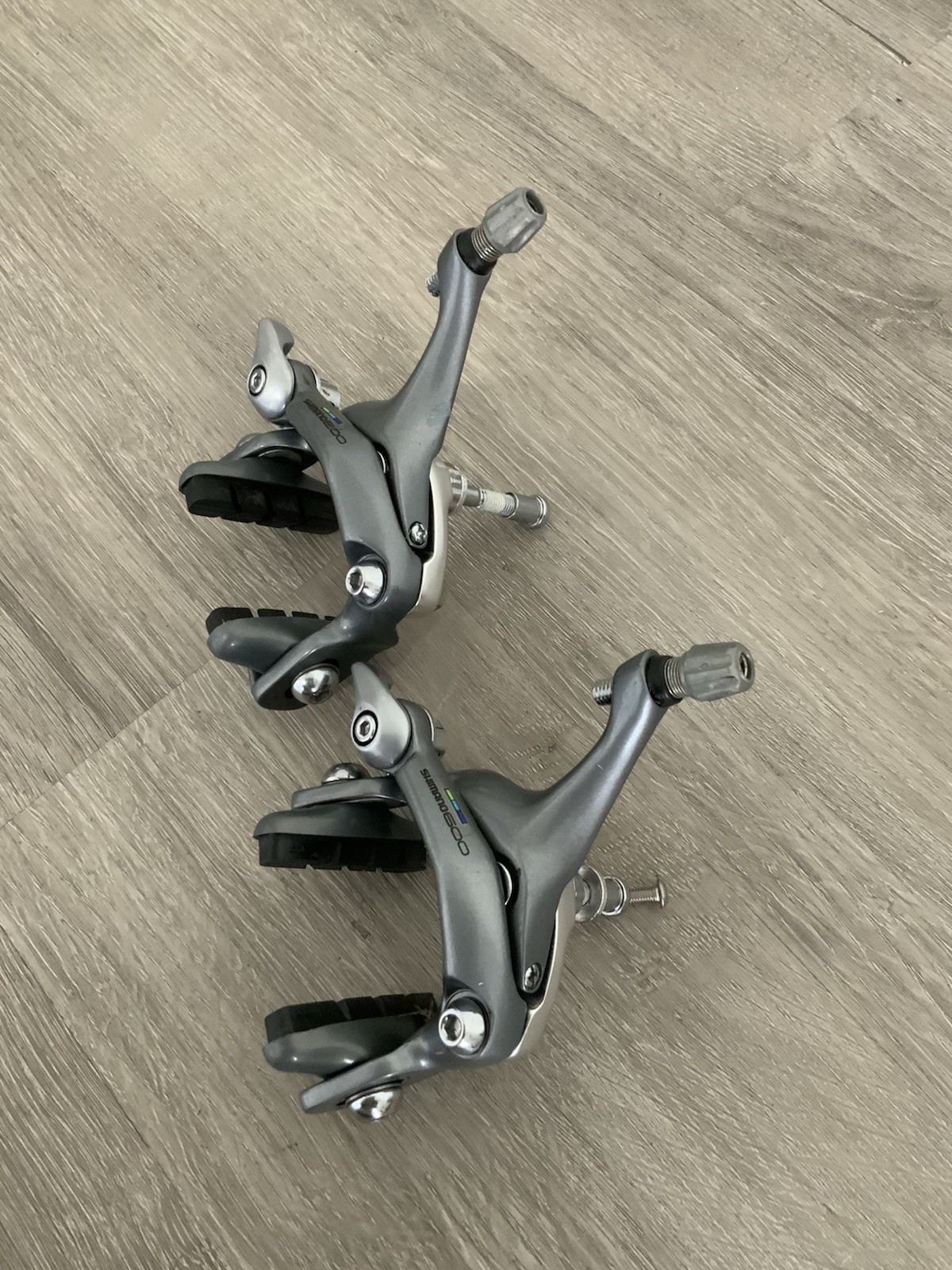 SHIMANO 600 ULTEGRA BRAKE CALIPERS RECESSED 39-49 MM REACH RECESSED MOUNTS 6403