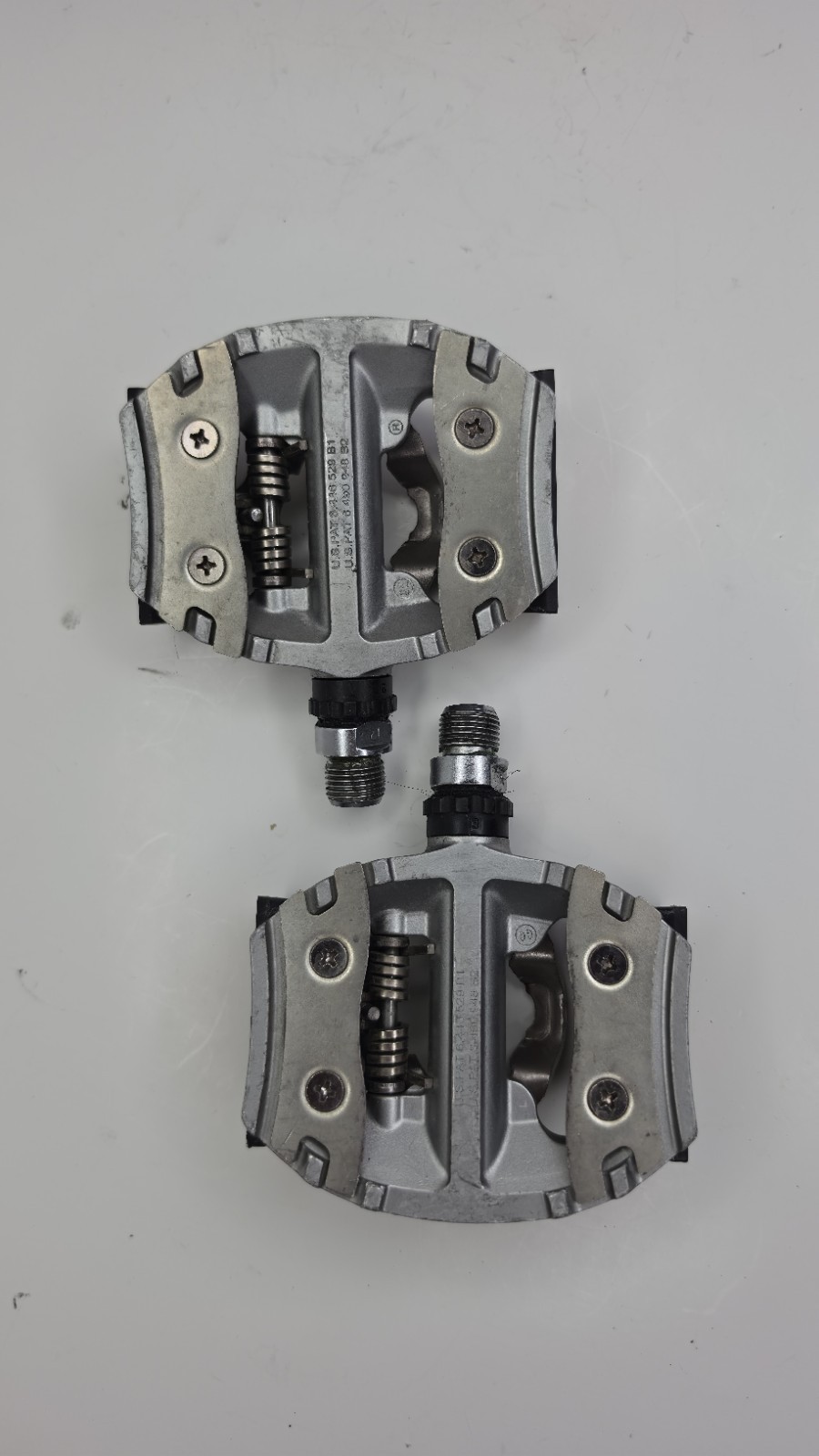 Shimano PD-A530 SPD Hybrid Clipless Bike Pedals Silver/Black 9/16in