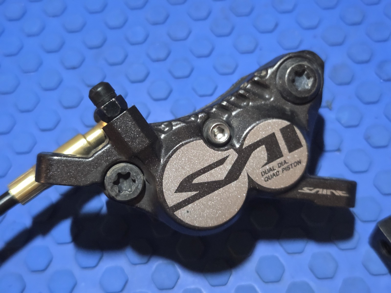 Shimano Saint M820 4-piston Brakeset + Rotors