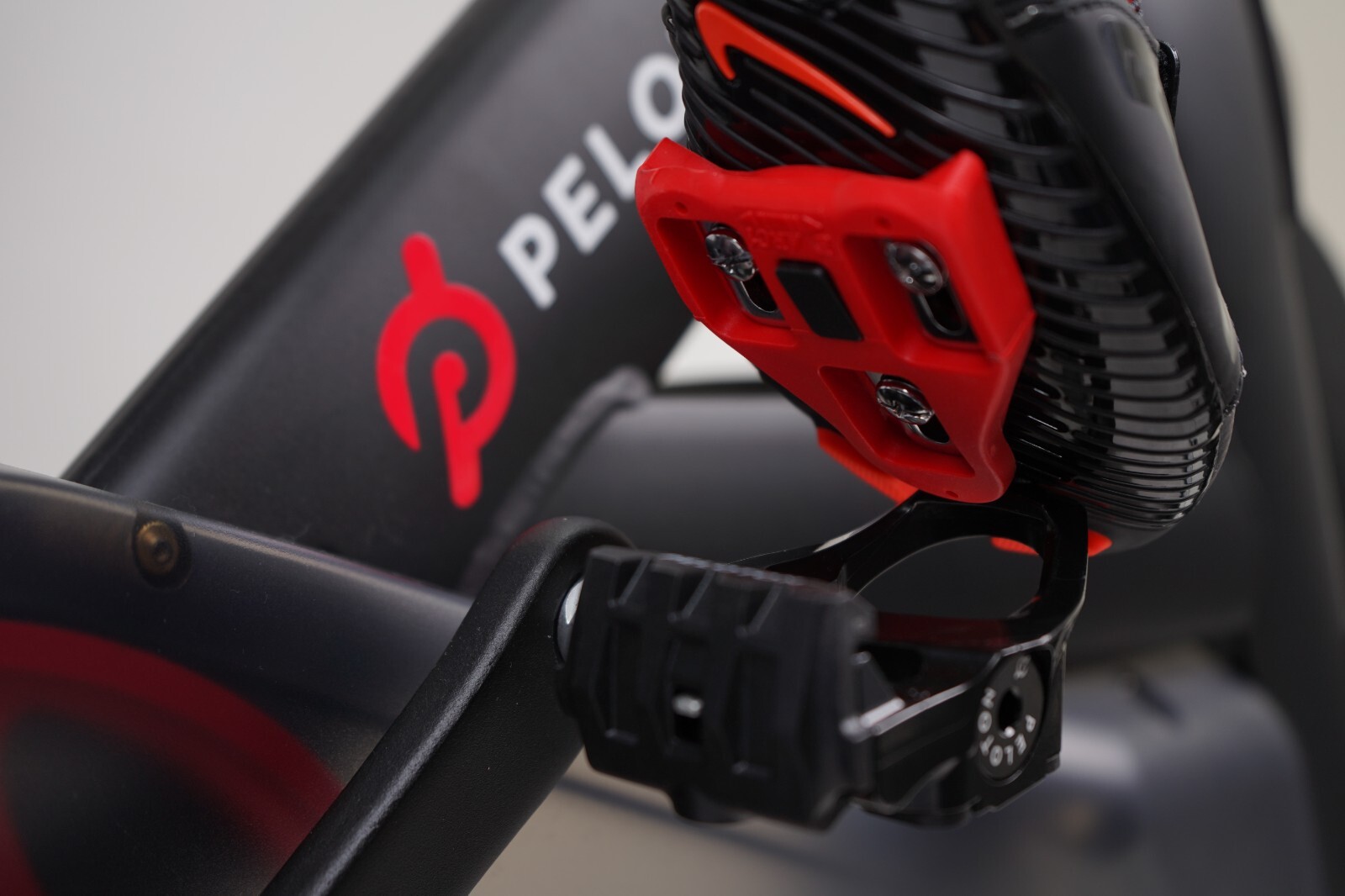 Look Delta Pedal Bike Cleats 9° Float Indoor Cycling Cleats 1 Pair