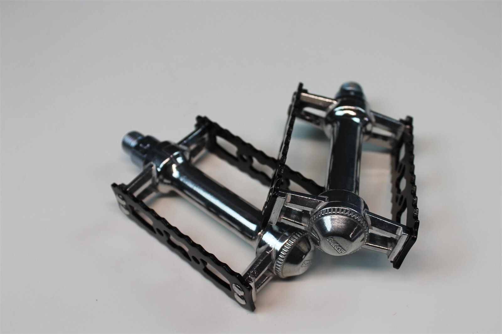 BRAND NEW MKS Sylvan TOURING Pedals 9/16 «Black Track» Fixie BMX Bicycle Pedals