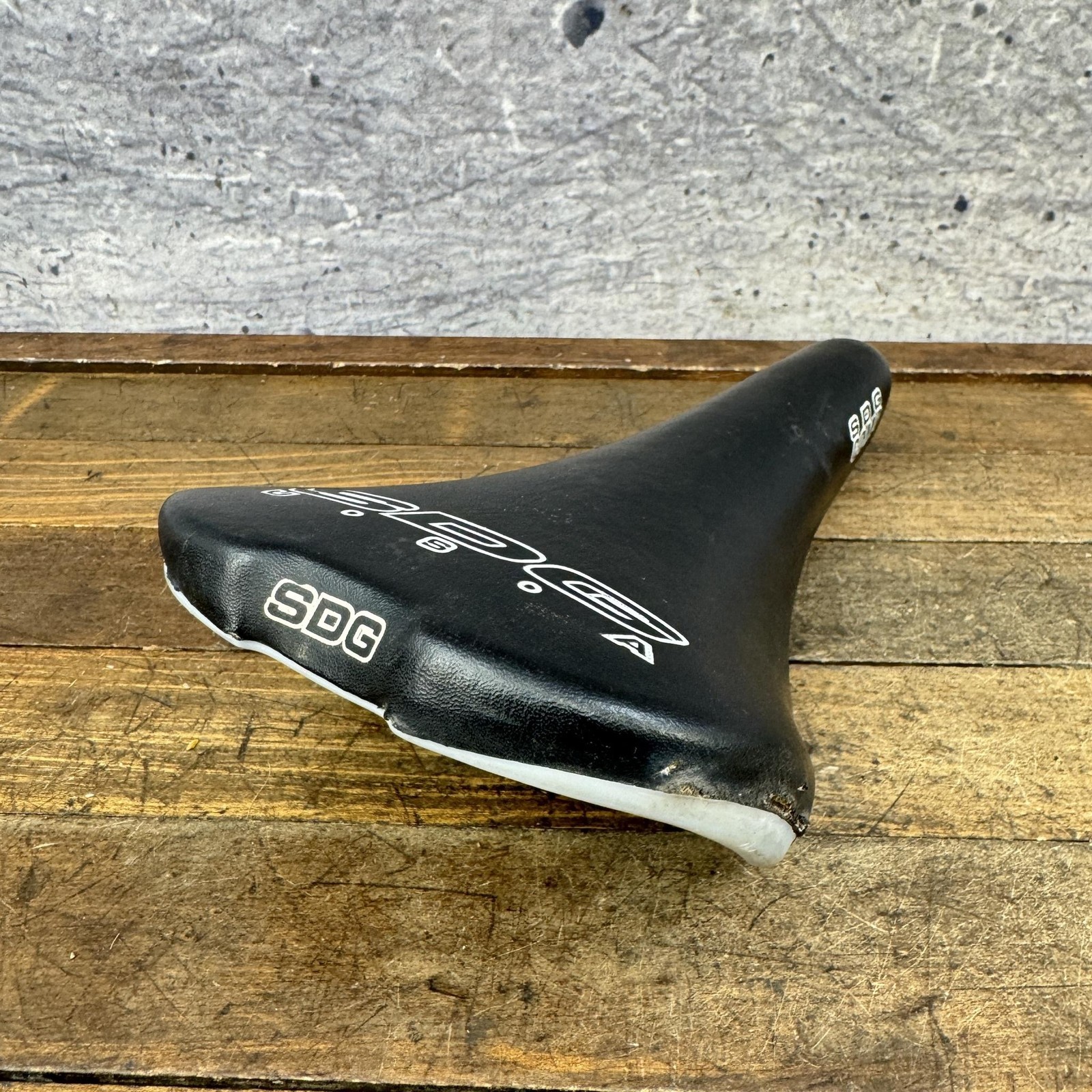 Vintage SDG Comp Seat BMX Racing Bicycle Saddle USA Black MTB Road Cut