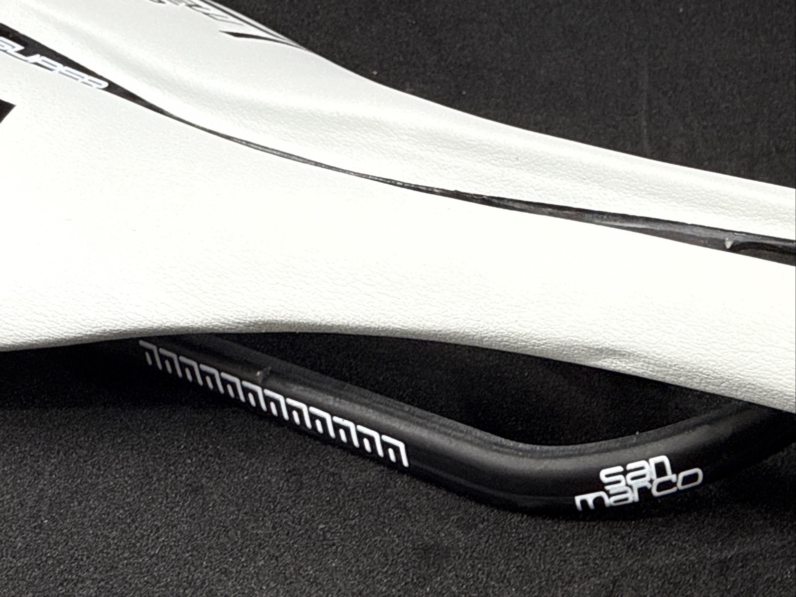 Selle San Marco ASPIDE SUPER LEGGERA Open 116 Grams! 277 x 132mm
