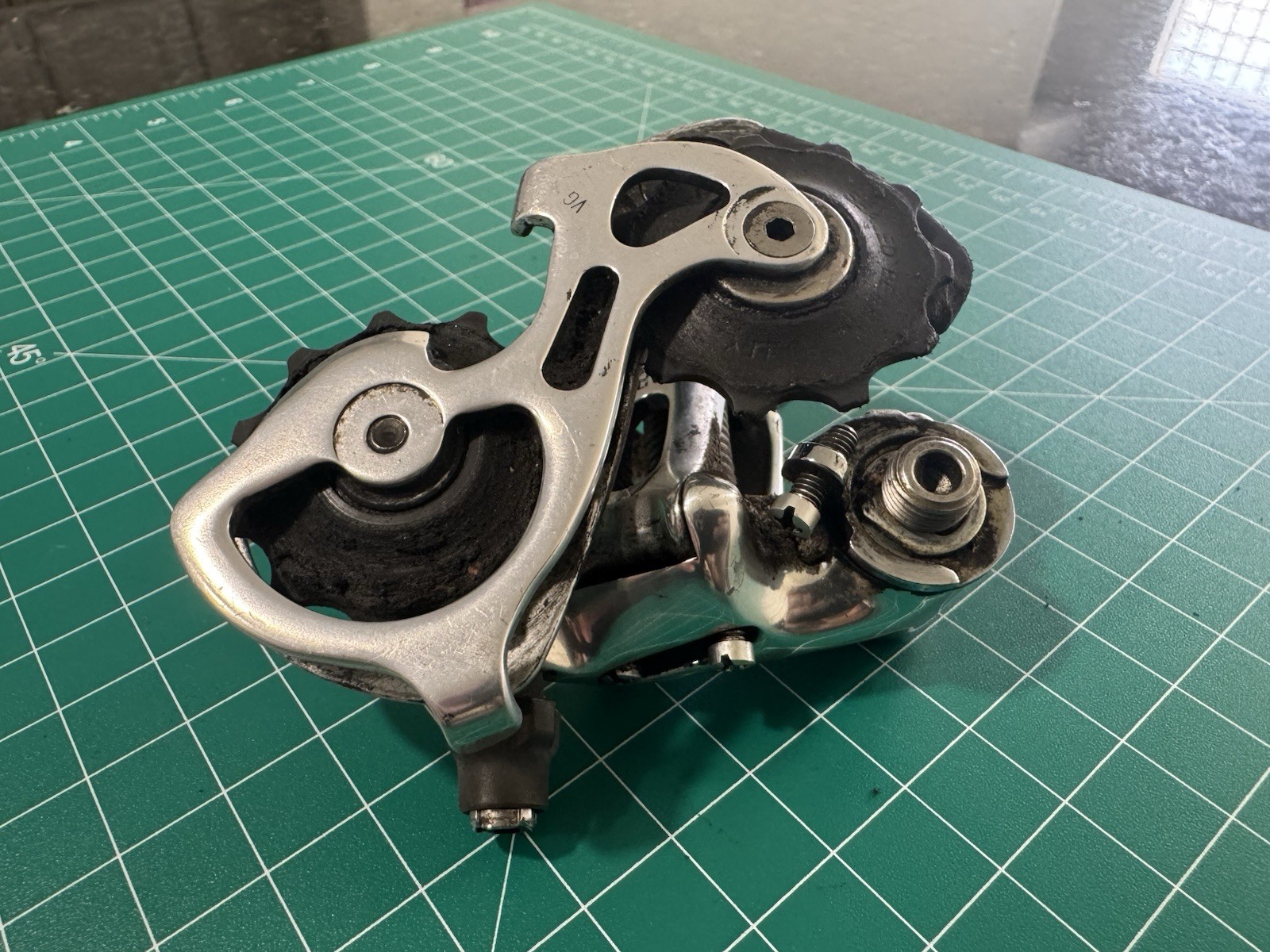 Shimano Dura Ace RD-7700 Rear Derailleur 9 Speed Short Cage