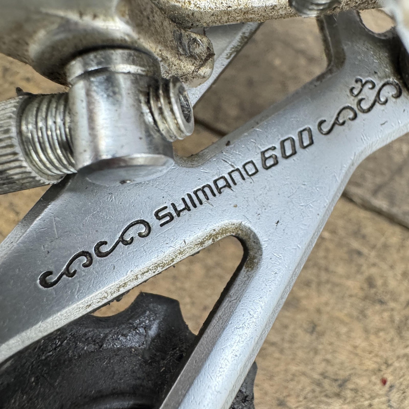 Vintage Shimano 600 Arabesque Rear Derailleur Long Cage PARTS BROKEN