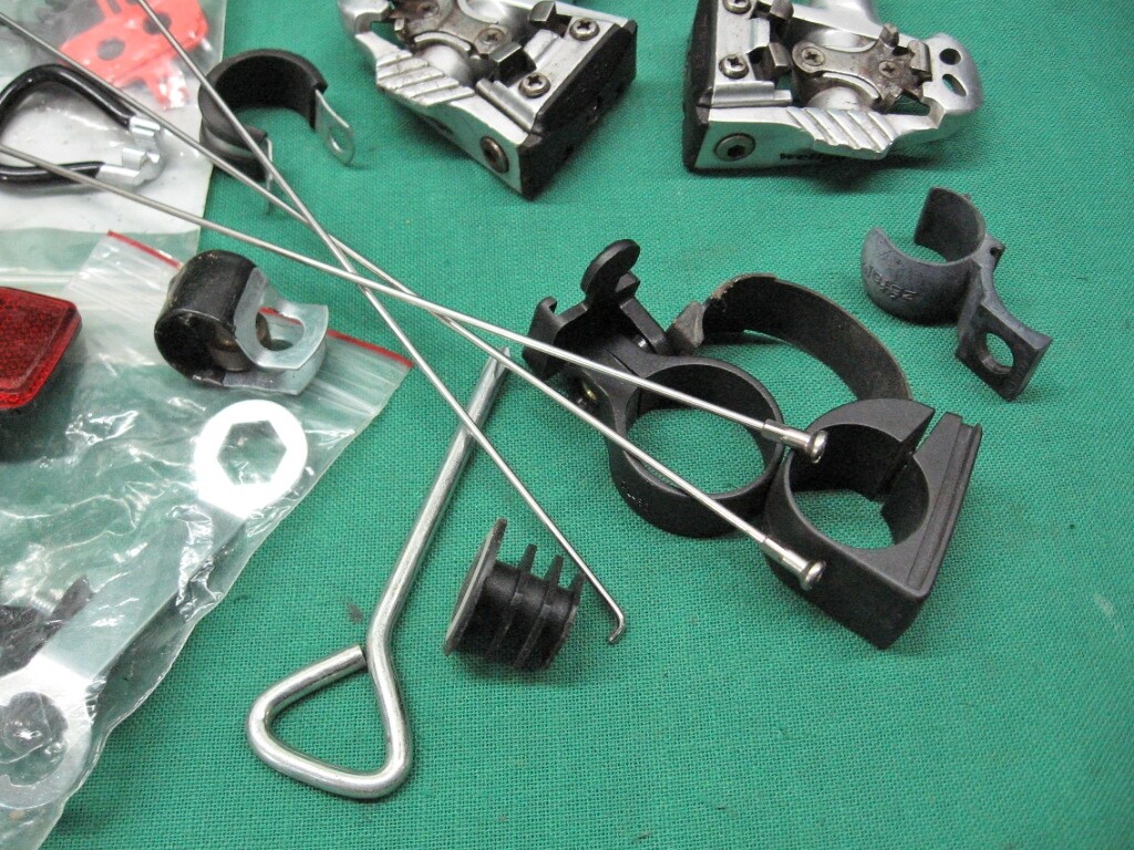 Vintage Odd Lot Of Bicycle Air Pumps, Wellgo Pedals, Reflectors Misc.