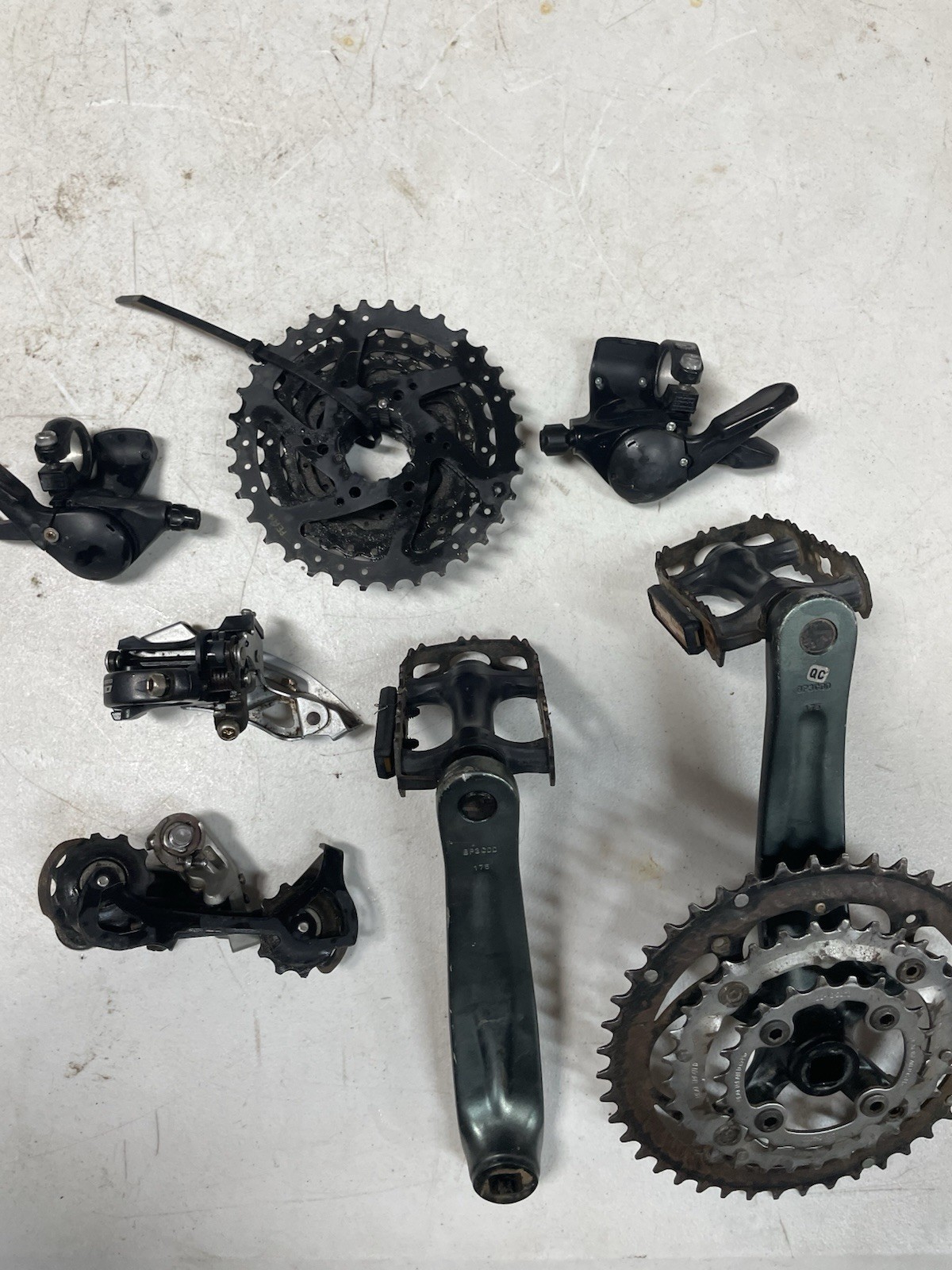 Shimano Deore & Alivio Build Kit with Bontrager Crankset, SunRace Cassette