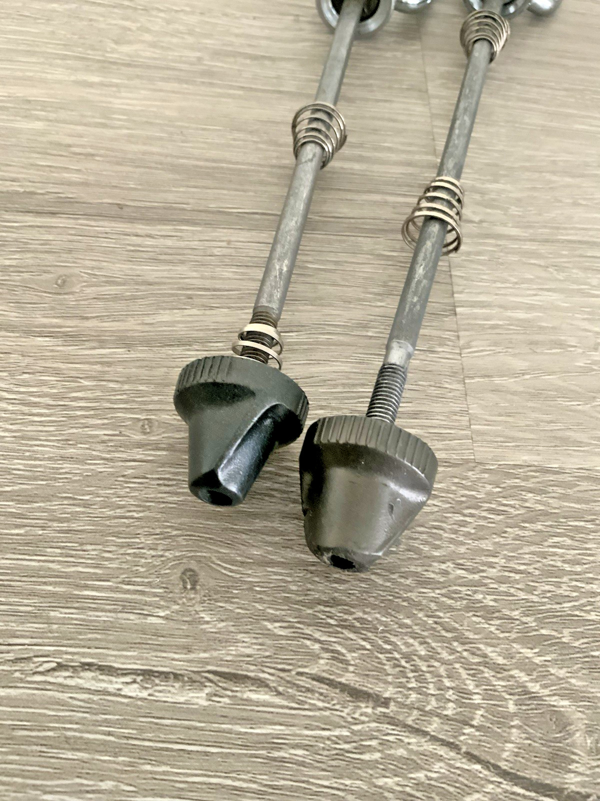 SPECIALIZED QUICK RELEASE SKEWER SET NYLON NUTS 100-126 MM SPACING STEEL