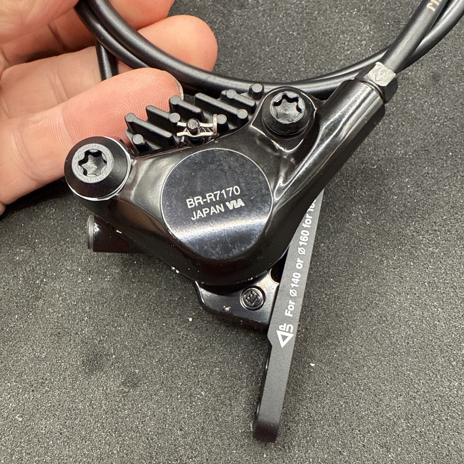 Shimano 105 Br-r7170 Disc Hydraulic Brake Calipers Set 12 Speed Series (NW)