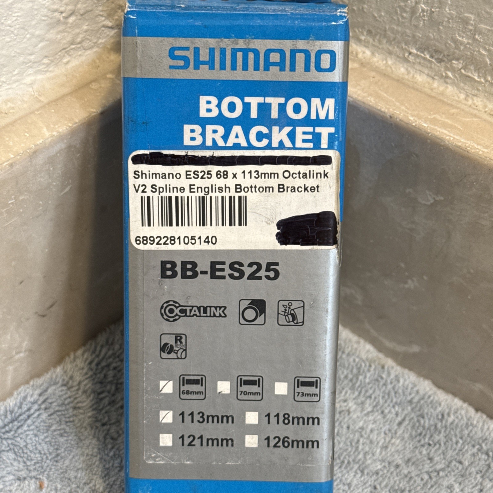 Shimano BB-ES25 Bottom Bracket 68x113mm Octalink V2 Spline English [caw]