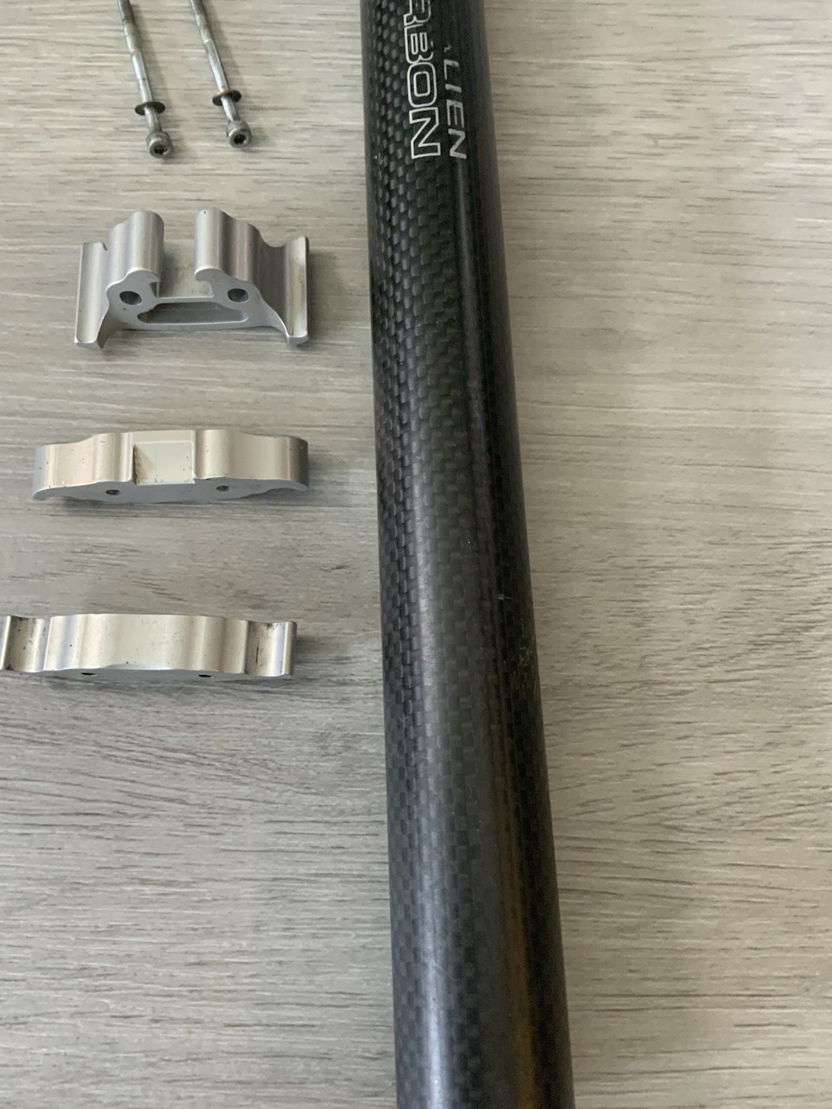 ALIEN SEAT POST 27.2 MM X 260 MM TOTAL LENGTH 140 GRAMS