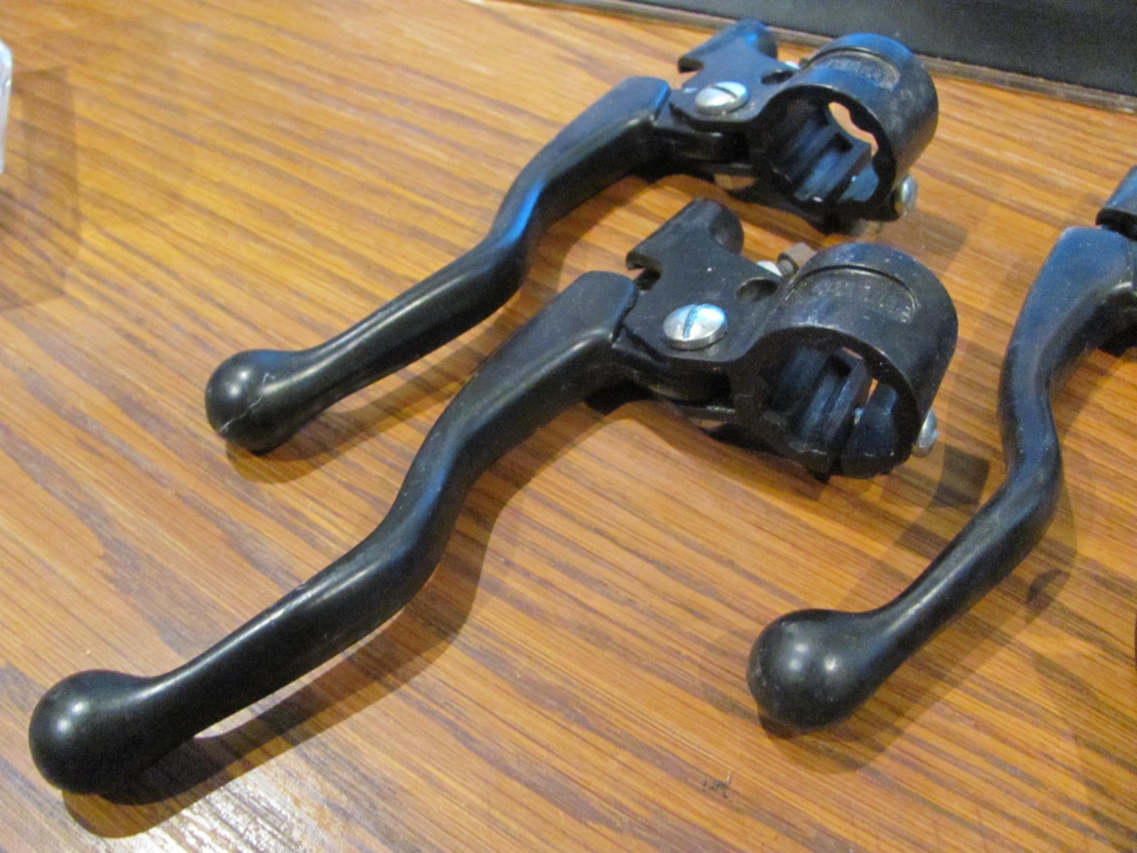 Lusito 7″ Black Aluminum Brake Lever Handle Type Polished – Set of 2