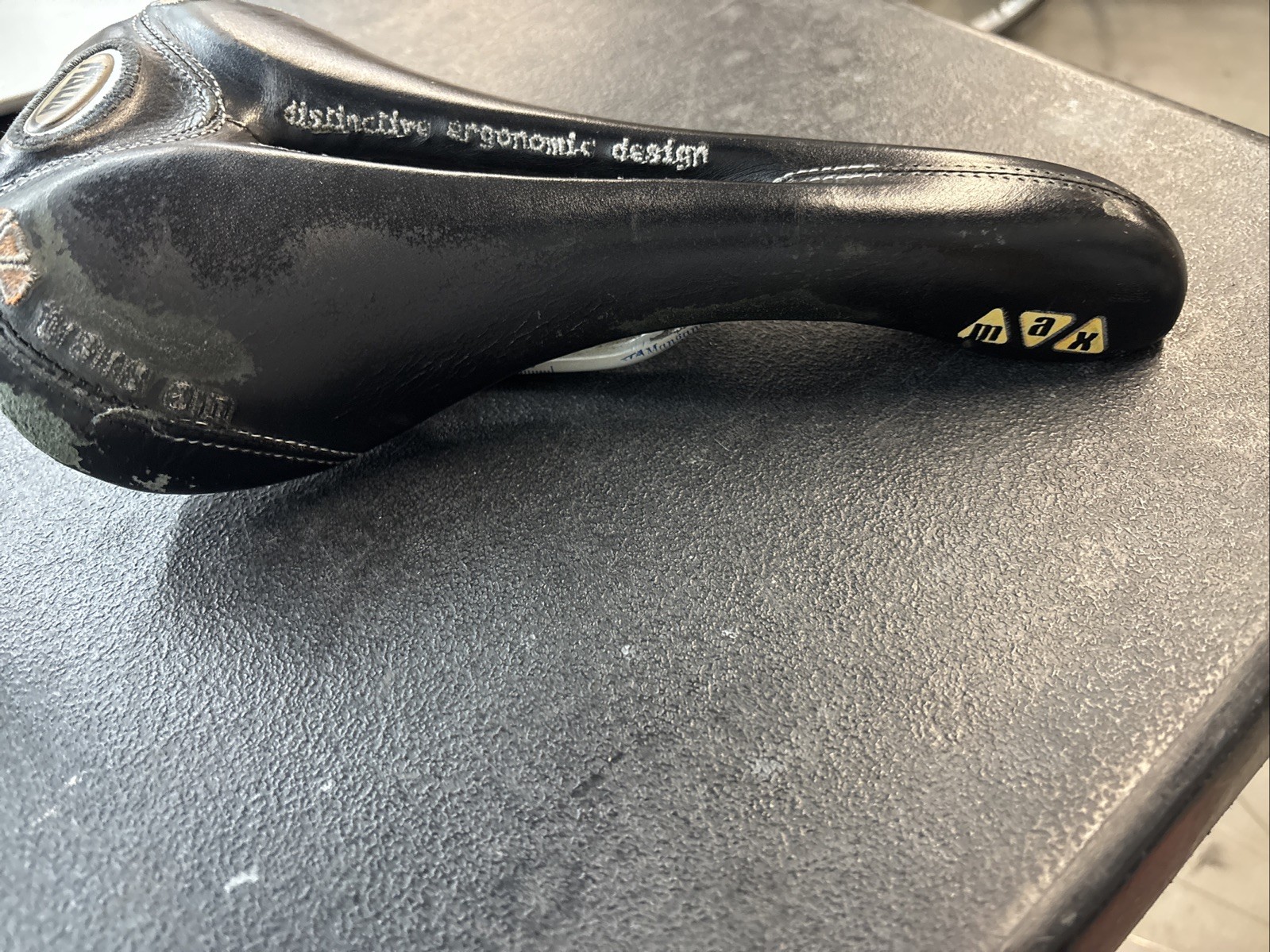 Selle Italia Max Gel Flow Saddle BLACK Made in ITALY 152×278 √ VINTAGE USED