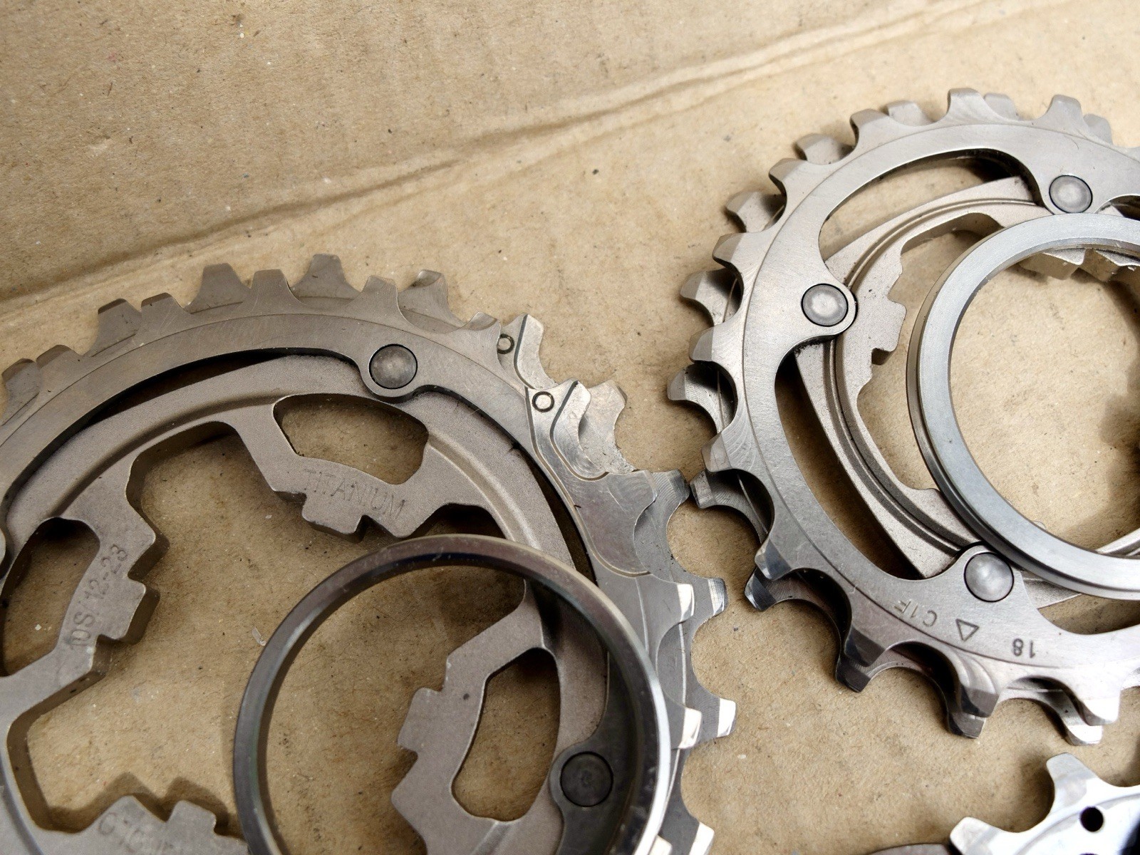 Campagnolo Record 10sp Cassette Ultradrive 12-23TH (Mint Condition)