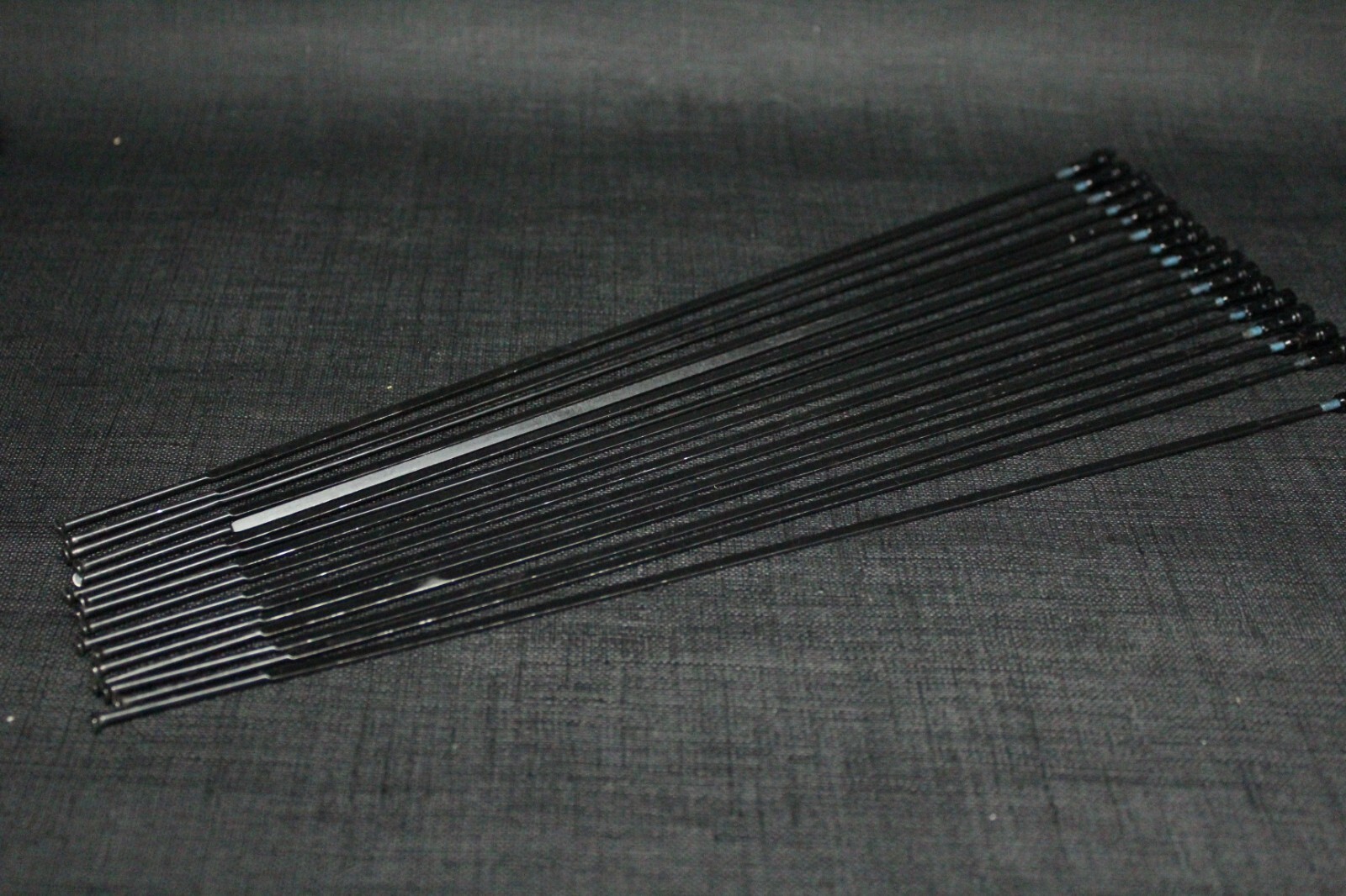 2 -SHIMANO Dura-Ace -277mm bladed spokes w/ Nipples. 277 mm from END to END.