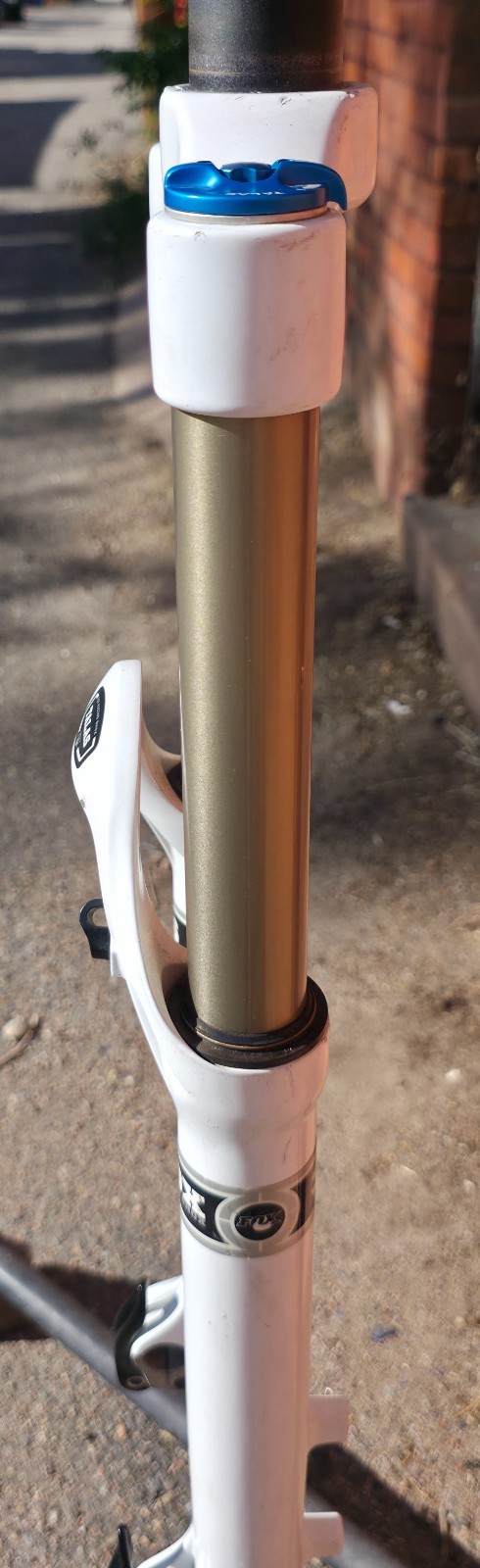 FOX 36 TALAS 140-180mm Travel Fork – 20mm QR axle – 1 1/2″ Straight Steerer