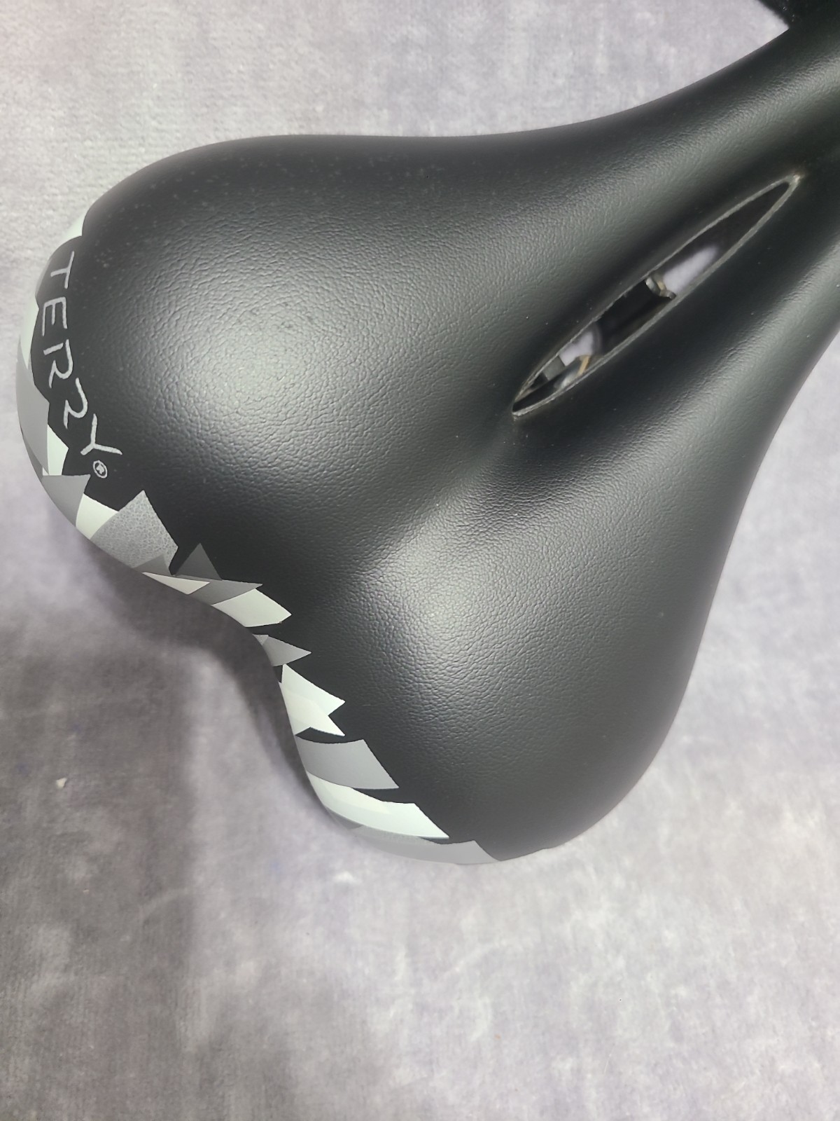 Terry Women’s Cite X Saddle Bike Seat Saddle Comfortable Center Cutaway Gel