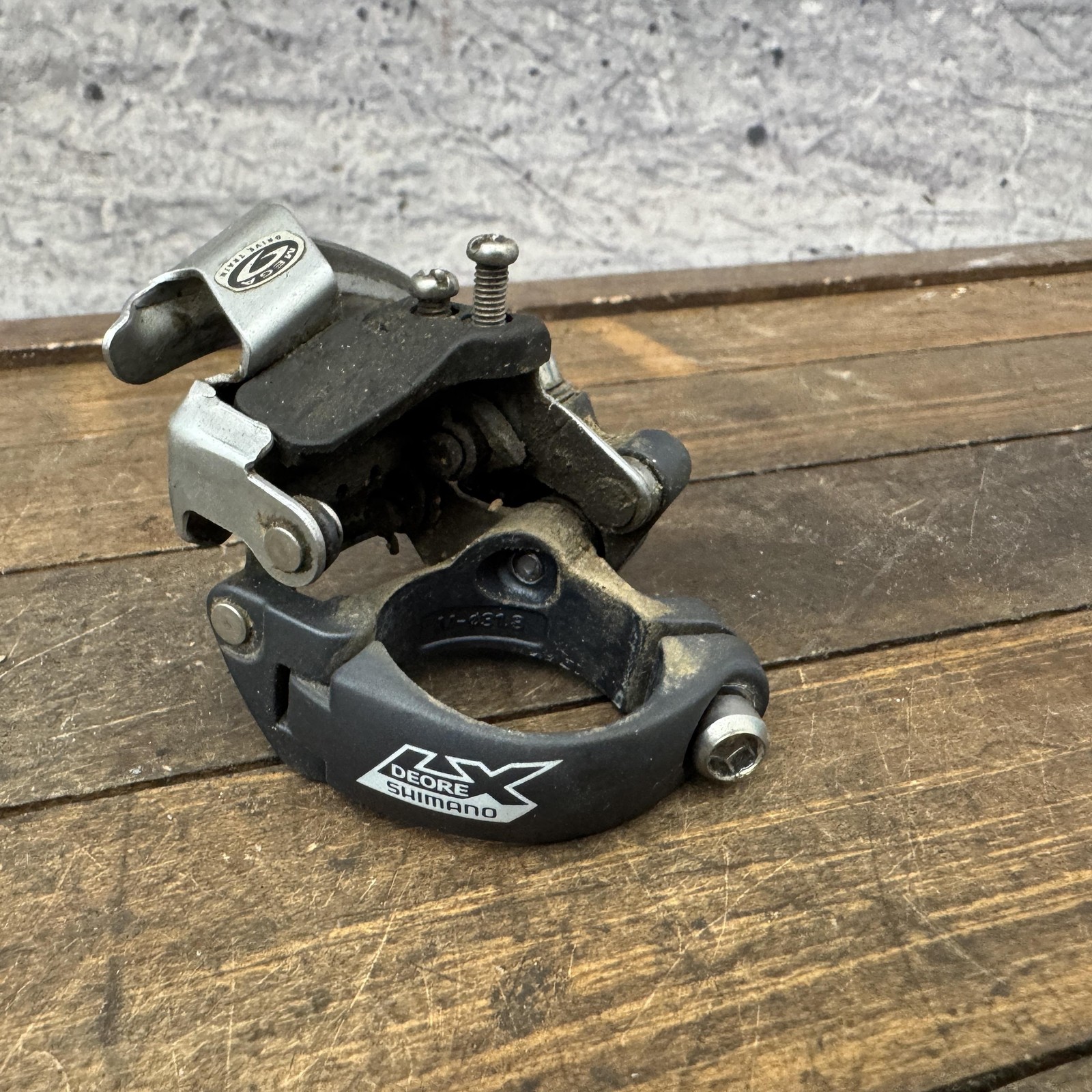 Shimano Deore LX Front Derailleur Clamp On 31.8 Triple Bottom Pull Japan 120g