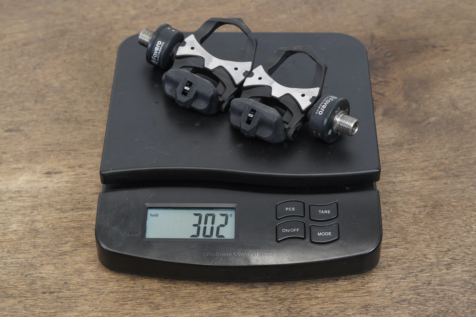 Favero Assioma Duo Dual Power Meter Road Pedals Charger 302g