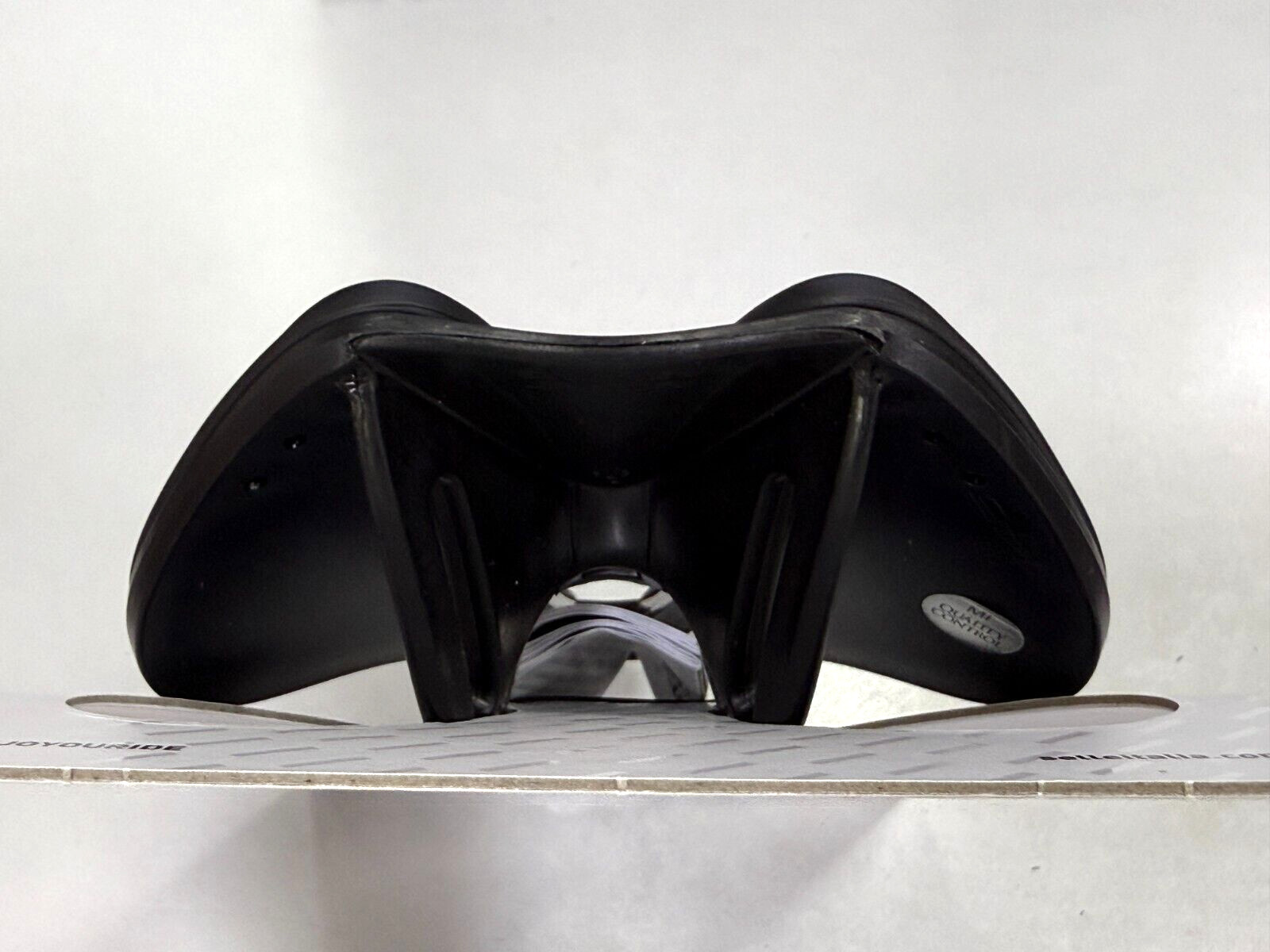 Selle Italia Novus Boost Evo Superflow Fec Alloy Saddle L3 (145 x 245mm ) Black