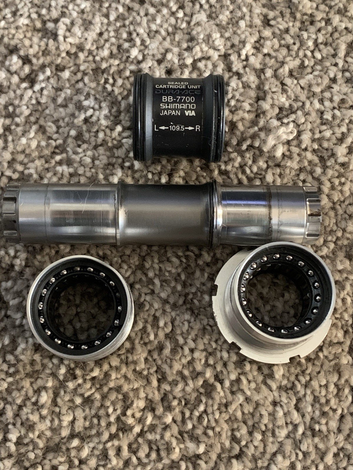 Shimano Dura-Ace BB-7700 Bottom Bracket BSA 109.5mm