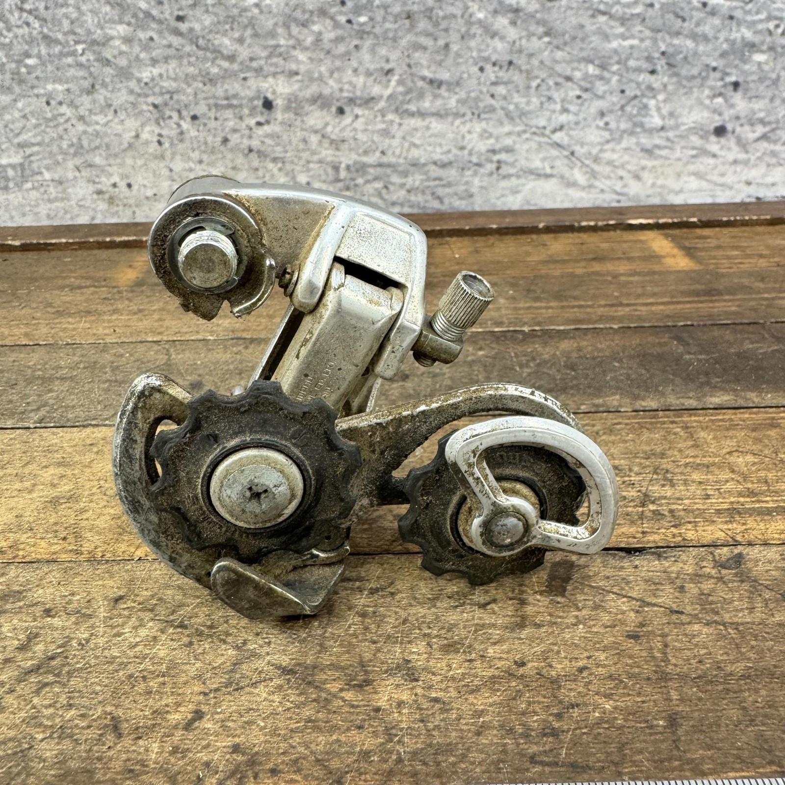 Vintage Shimano 600 Arabesque Rear Derailleur Short Cage Road Japan 193g Double