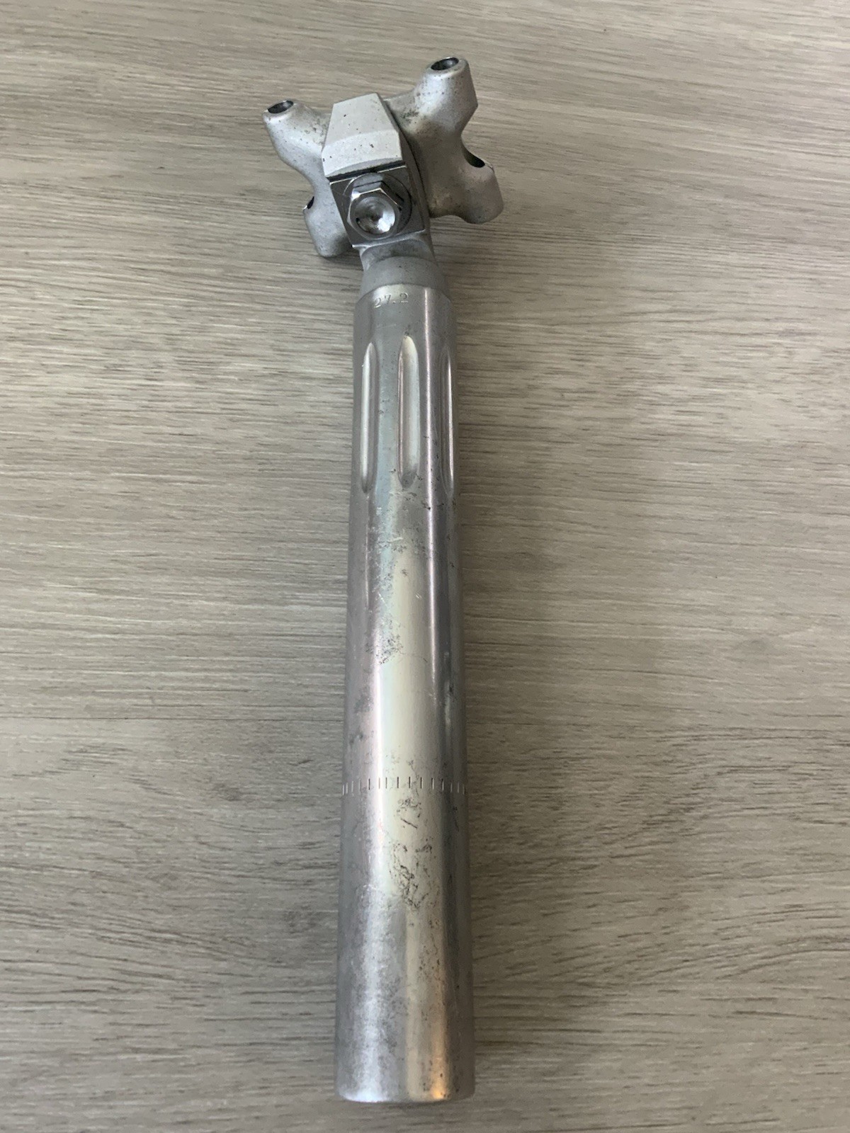 CAMPAGNOLO SUPER RECORD SEAT POST 27.2 MM 220 MM TOTAL LENGTH 206 GRAMS