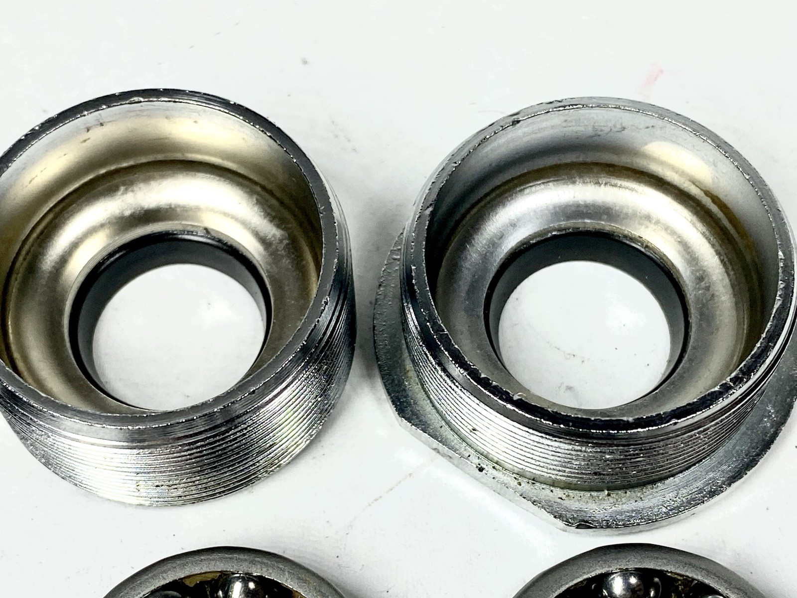 Vintage Tange Tioga Bottom Bracket 1.37×24 CrMo 3RT Square Taper MTB BSA 132mm