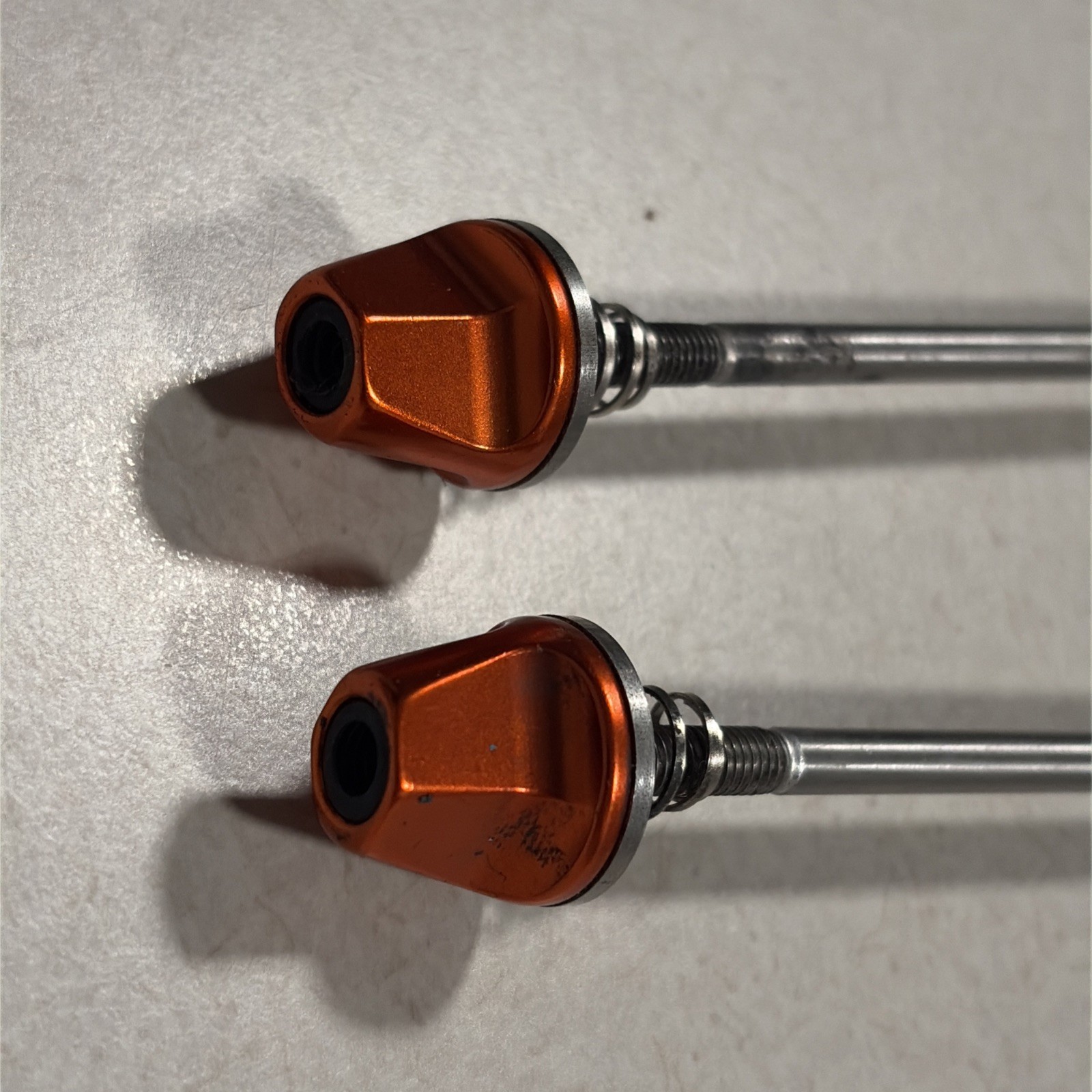 Salsa Orange Flip Off Front Rear Titanium Quick Release Skewer QRx100/135mm