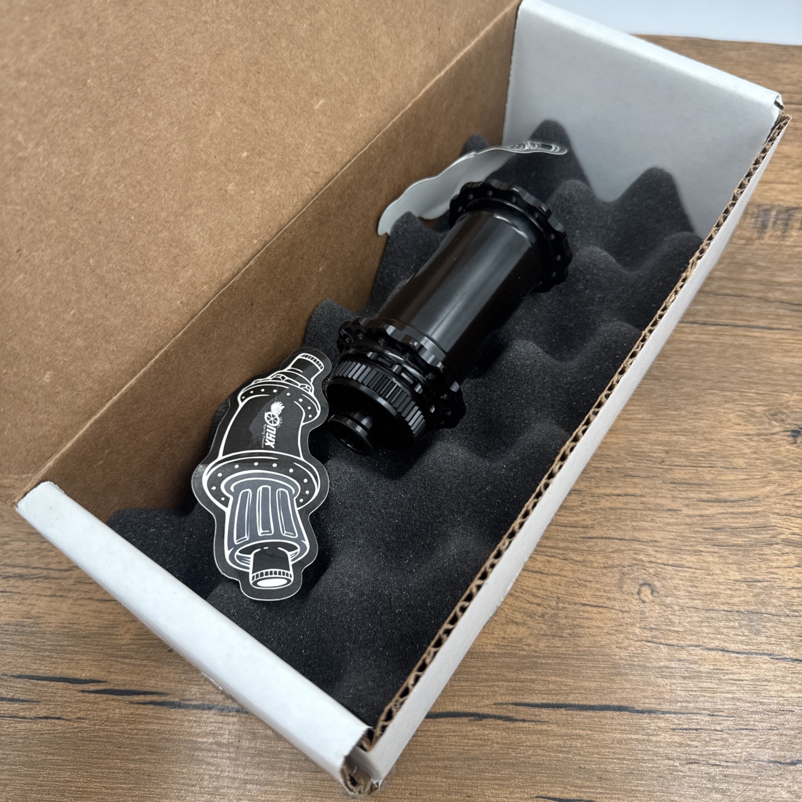 Onyx Vesper 28h MTB BOOST CL 110/12 Thru-bolt Front Hub NEW