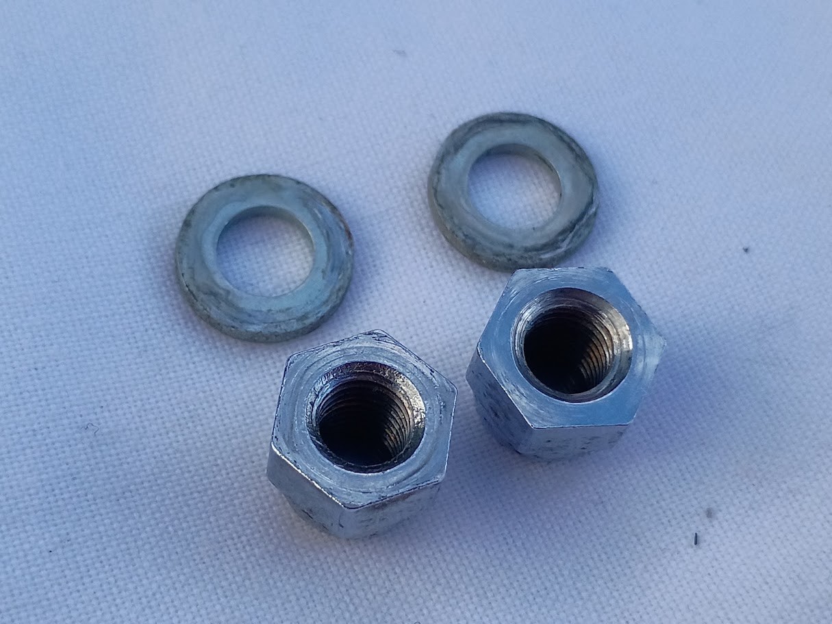 —Vtg pair Raleigh R-Nuts for 3-piece cottered cranks