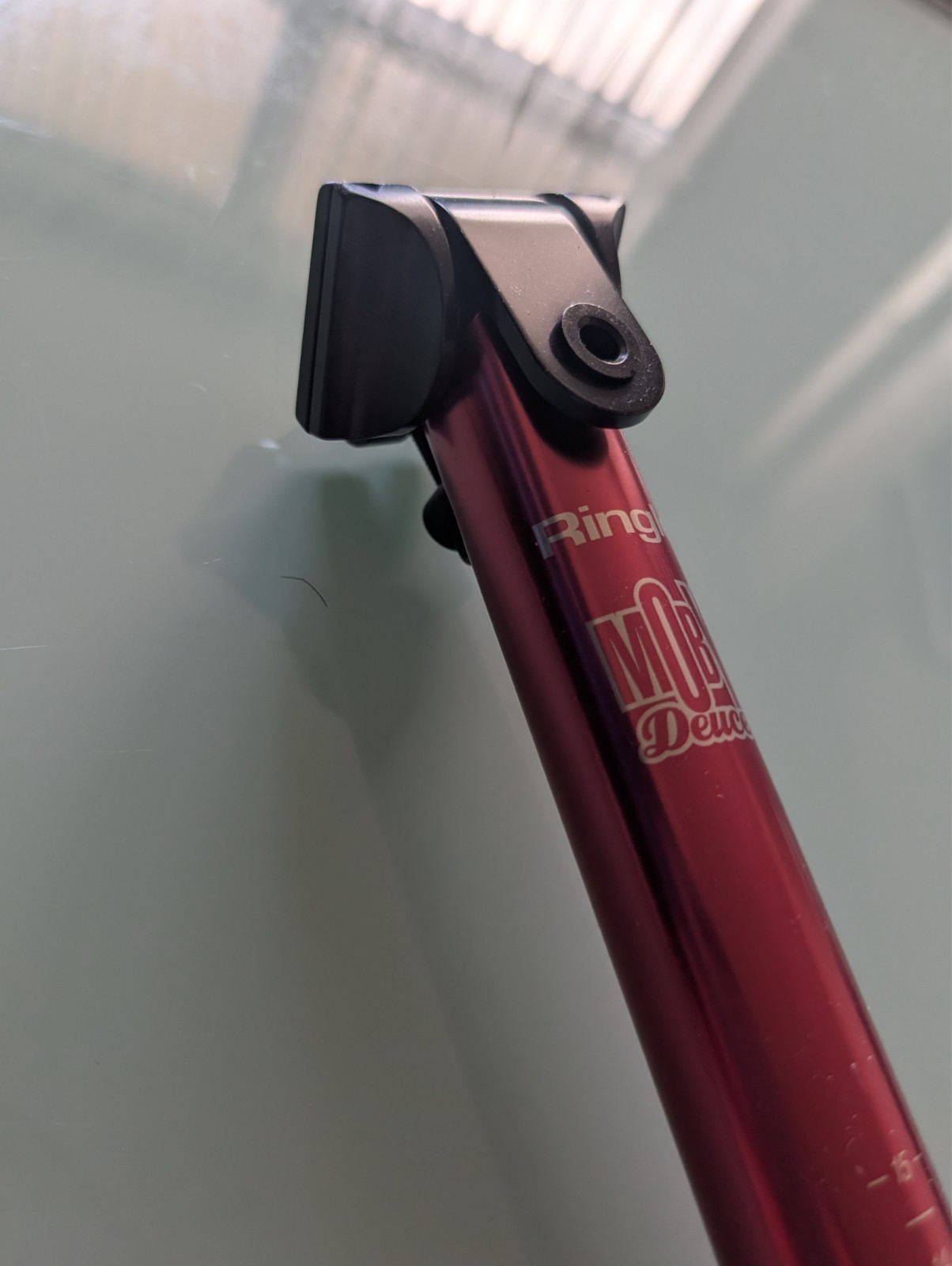 Ringle Moby Seatpost 27.2 Red/black EA70-T6 NOS