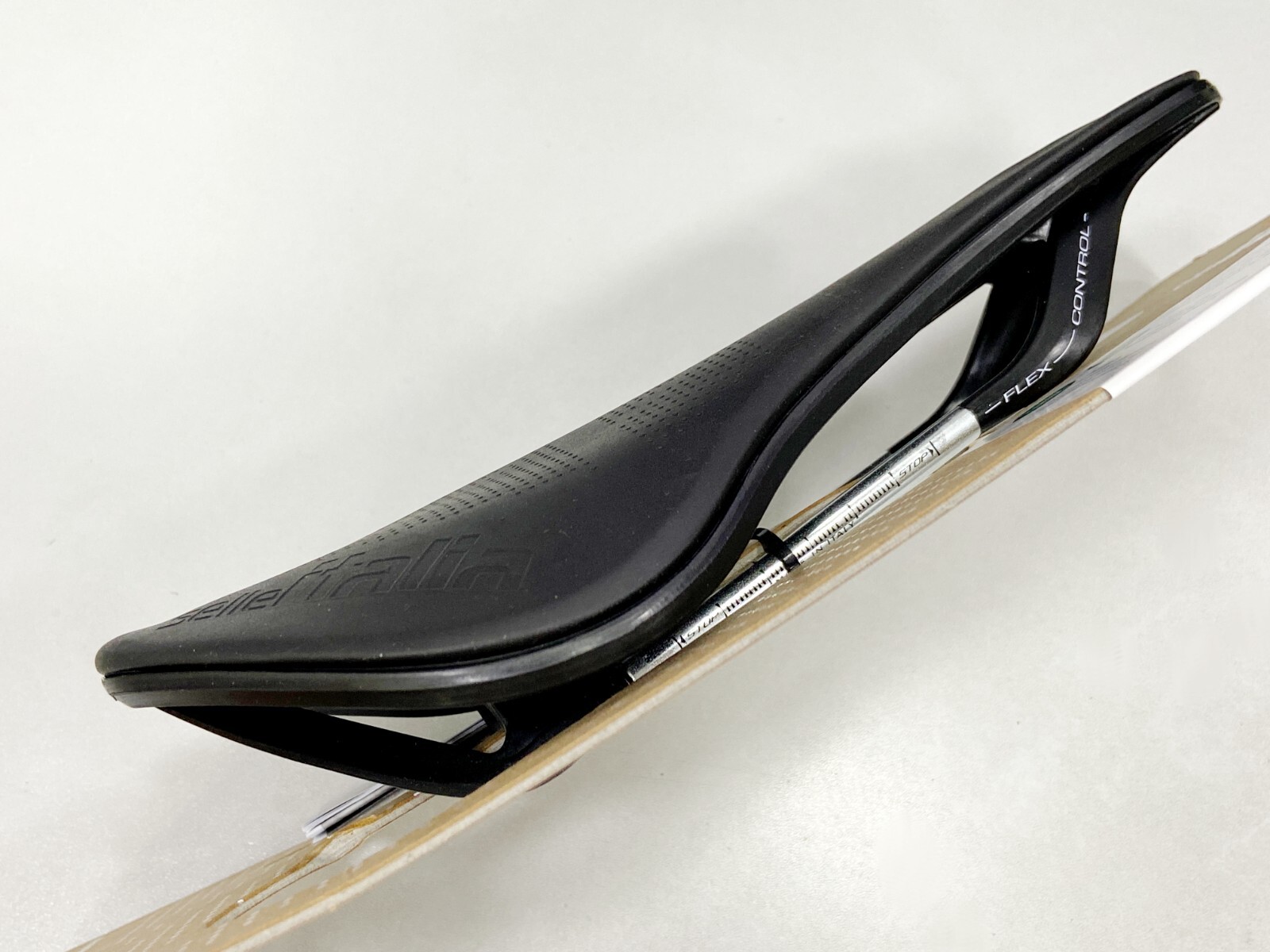 Selle Italia Model-X Superflow Fec Alloy Rail SF L3 145x245mm Saddle (Black)
