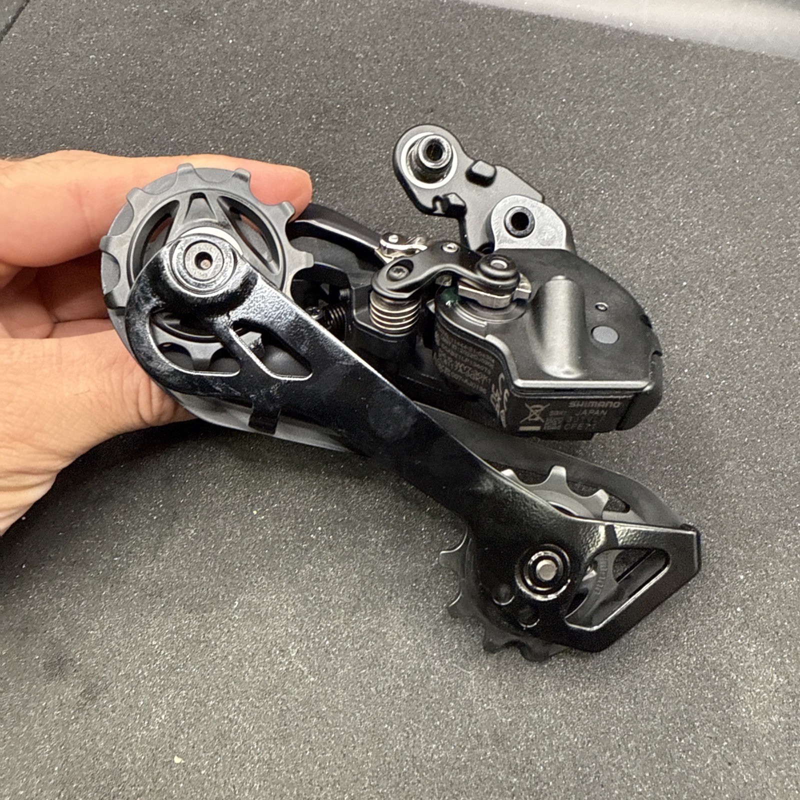 Shimano Ultegra Di2 12 Speed Rear Derailleur Rd-r8150 (NW)