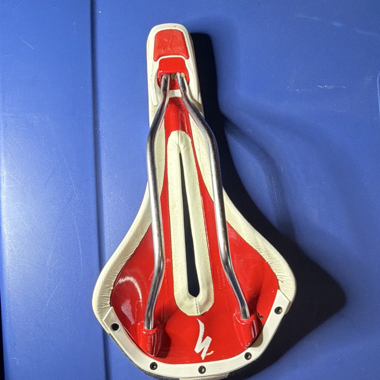 Specialized Phenom Cutaway Saddle/Seat for Road Bike, White/Red