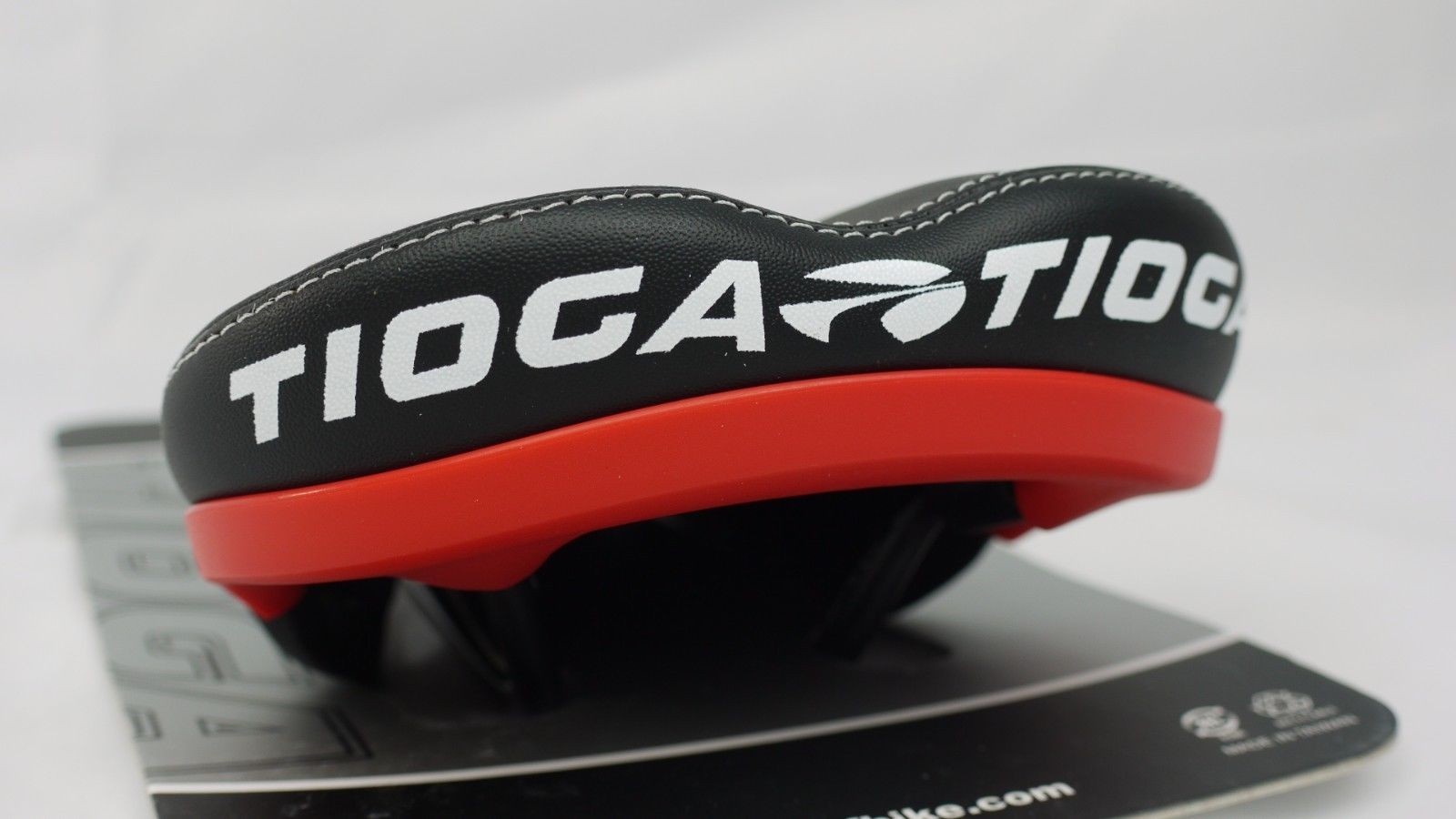 NEW TIOGA MC GROOVE SEAT SADDLE MTB OFFROAD FREERIDE 266MM 136MM BLACK RED