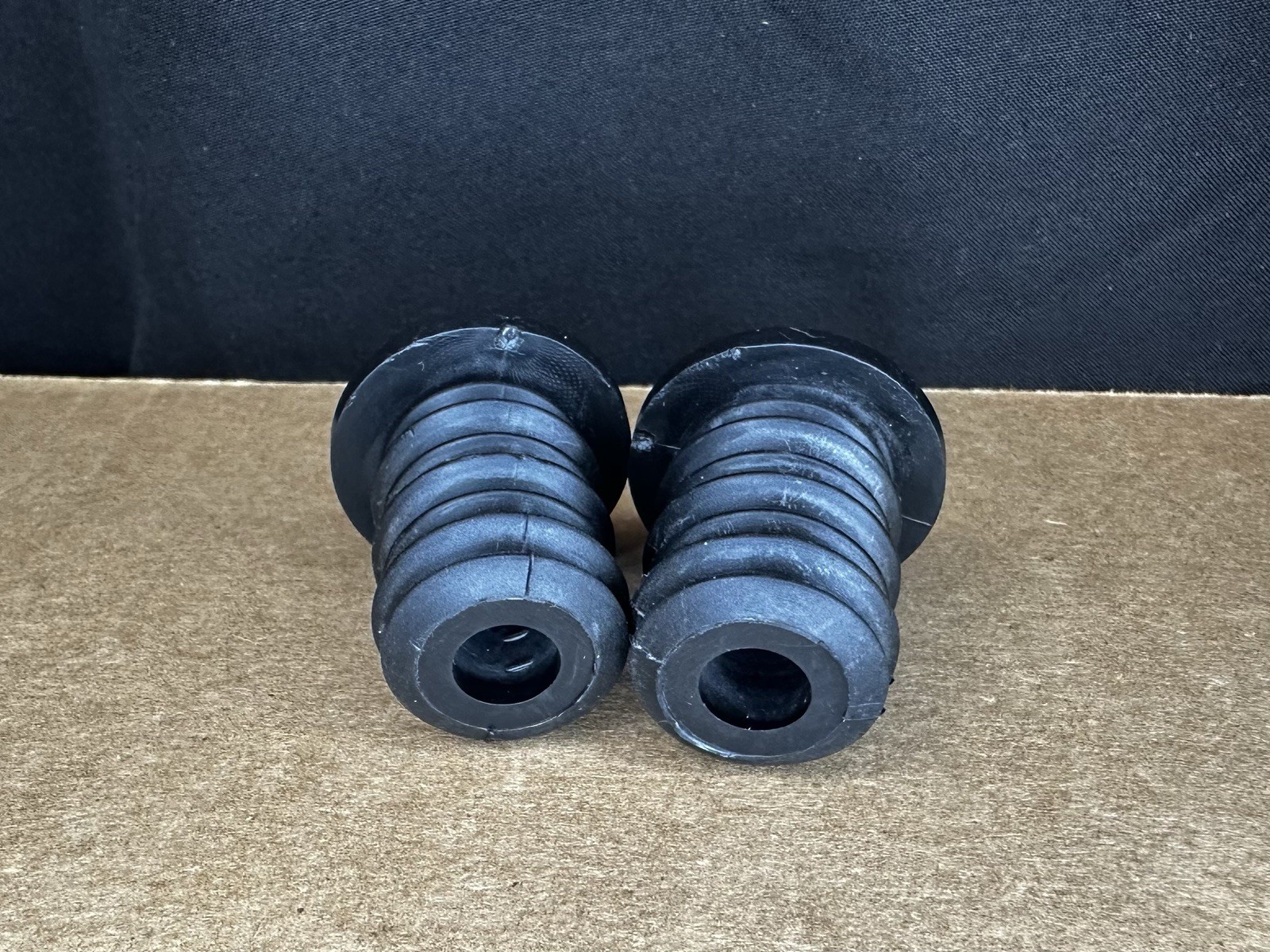 Fitbikeco. Handlebar Grip Ends Push-In Black Bar Ends Pair Fits 7/8″ 22.2mm Bars