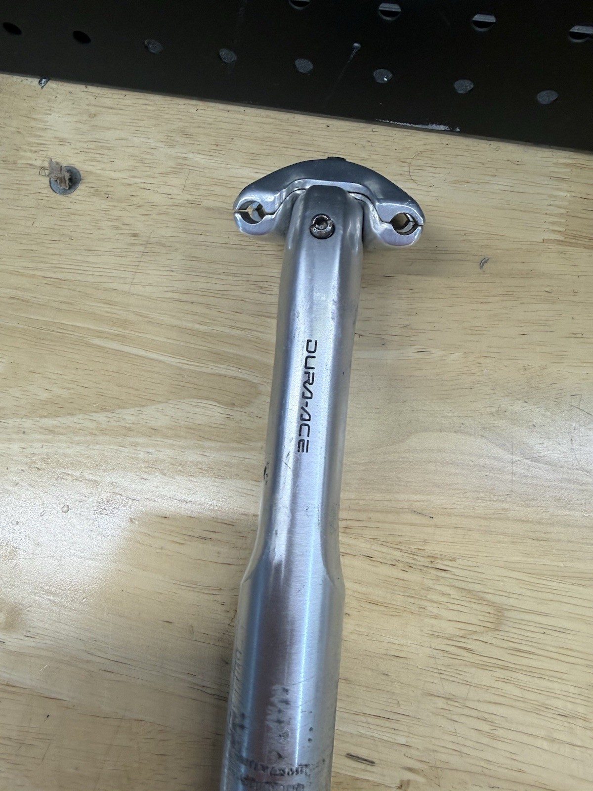 Vintage Shimano Dura-Ace Aero Seatpost, SP-7400-B 27.2mm
