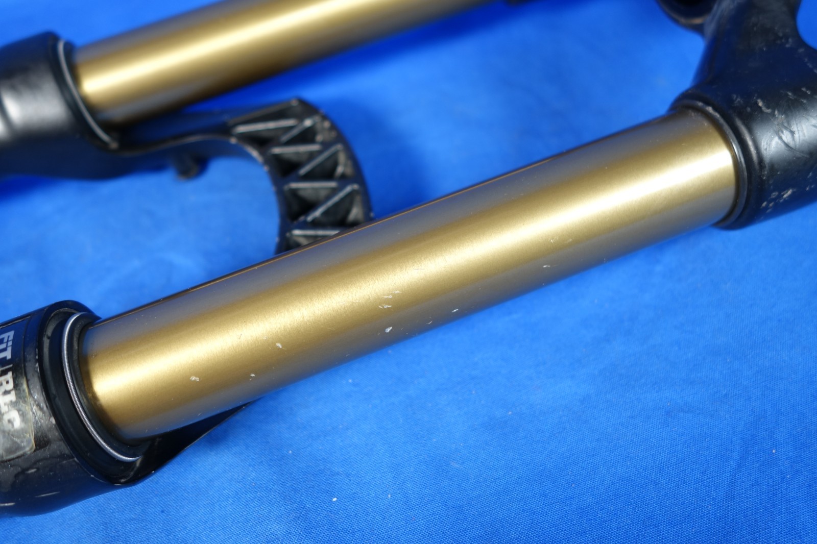 Fox Factory Float 32 Fit RLC 26″ MTB Fork, 150mm Travel, 15×100 Axle, Tapered