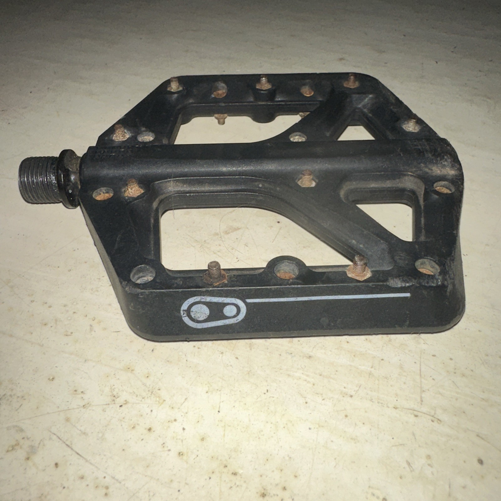 RIGHT Pedal Crank Brothers Stamp 1 Flat Platform Replace Black Mountain Bike Fix