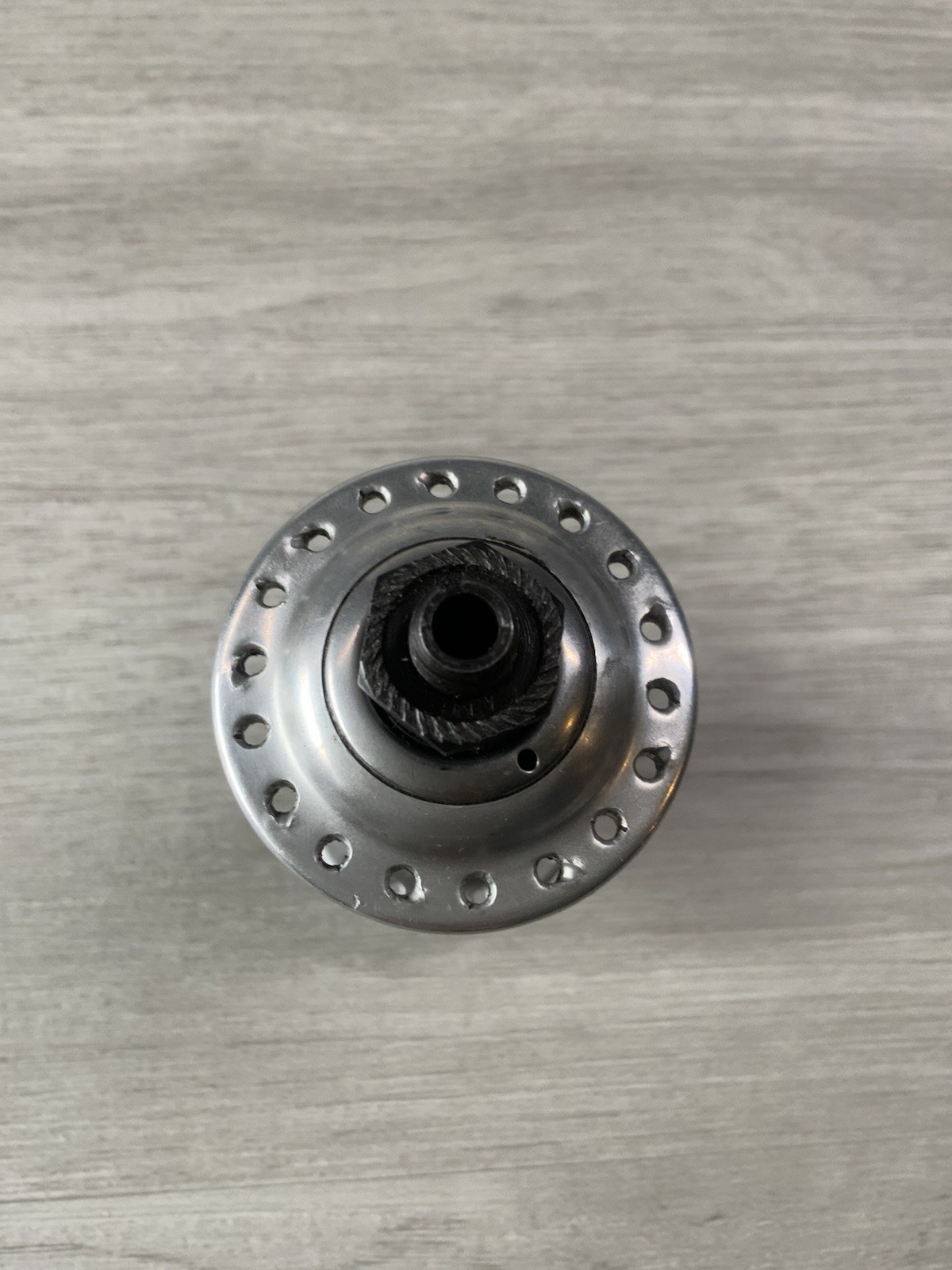 CAMPAGNOLO RECORD FRONT HUB 36 HOLE 100 MM SPACING