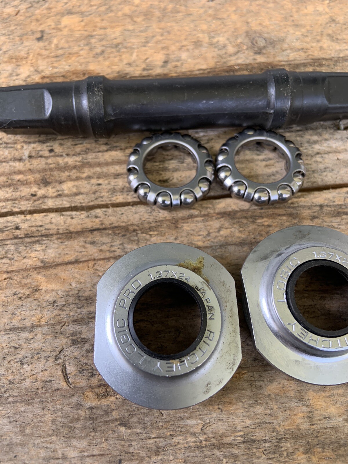 Ritchey Logic Pro Bottom Bracket NOS 120mm-1.37 X 24 MTB Tour- ATB