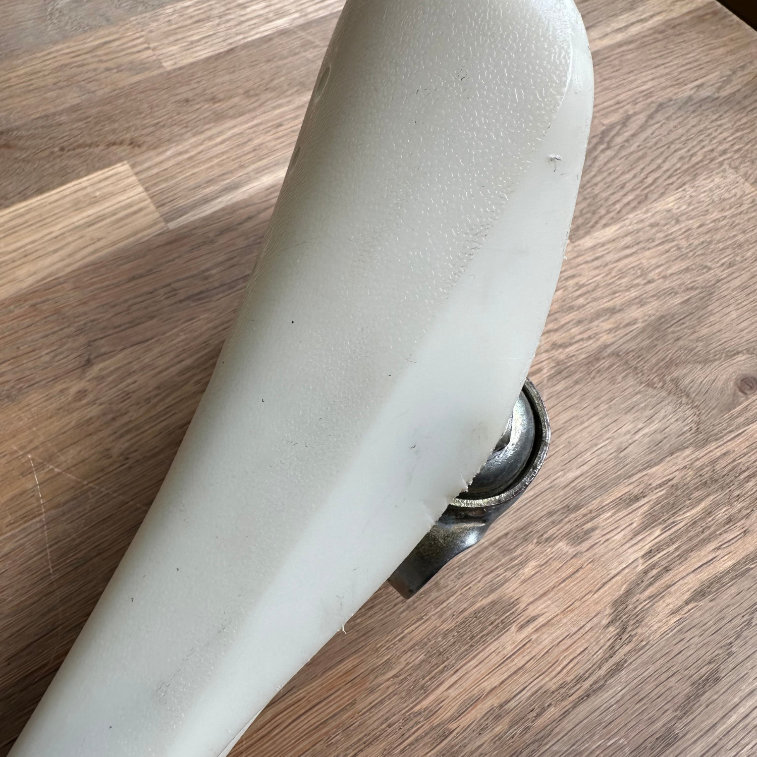 Viscount Dominator Seat 2166 CRACK BMX Old School Freestyle White Taiwan