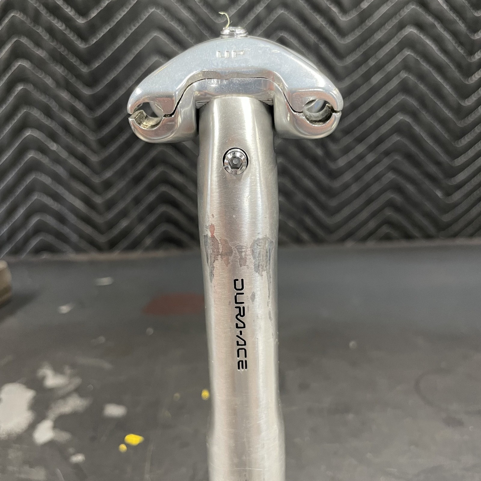Vintage Shimano Dura-Ace Aero Seatpost – 25mm x 200mm – Used