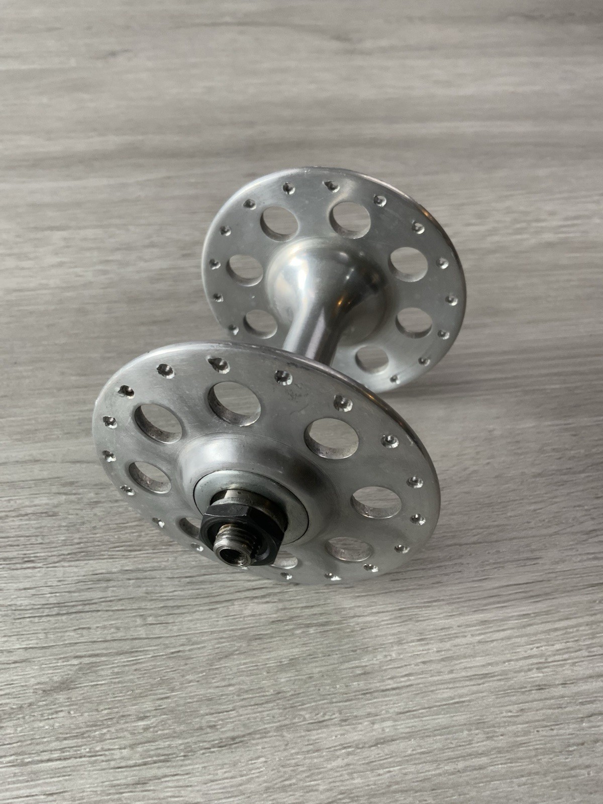 CAMPAGNOLO TIPO FRONT HUB 36 HOLE 100 MM SPACING