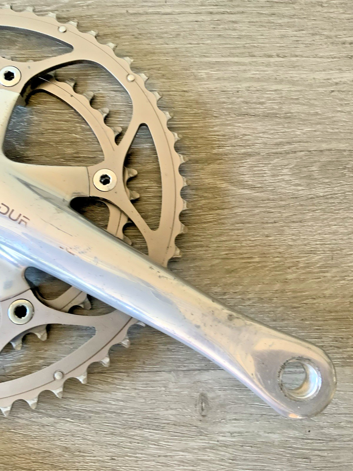 SHIMANO DURA ACE CRANKSET 7701 DOUBLE 53-39 TOOTH 175 MM ARMS OCTALINK