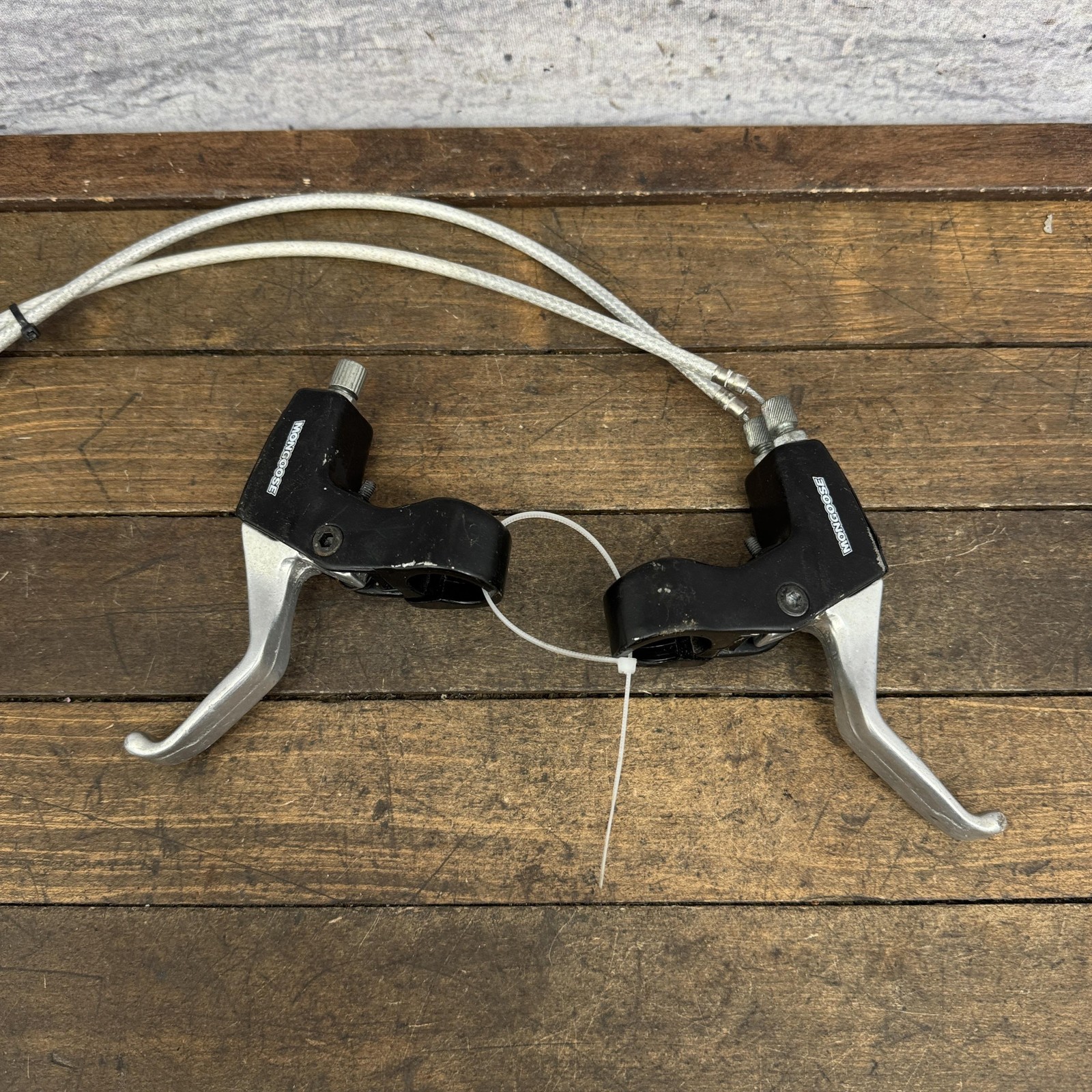 Vintage Mongoose BMX Bike Brake Levers Pair 2-Finger Dual Cables Mid SChool
