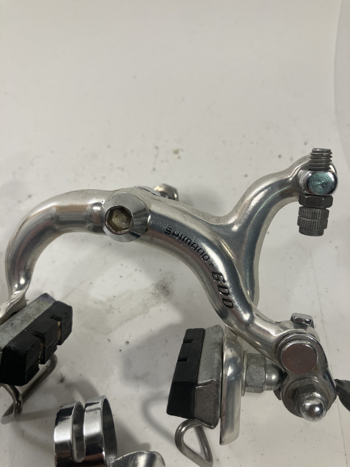 Vintage SHIMANO 600 Arabesque Brakes and Brake Levers Red Dot Drop Bar Drillium
