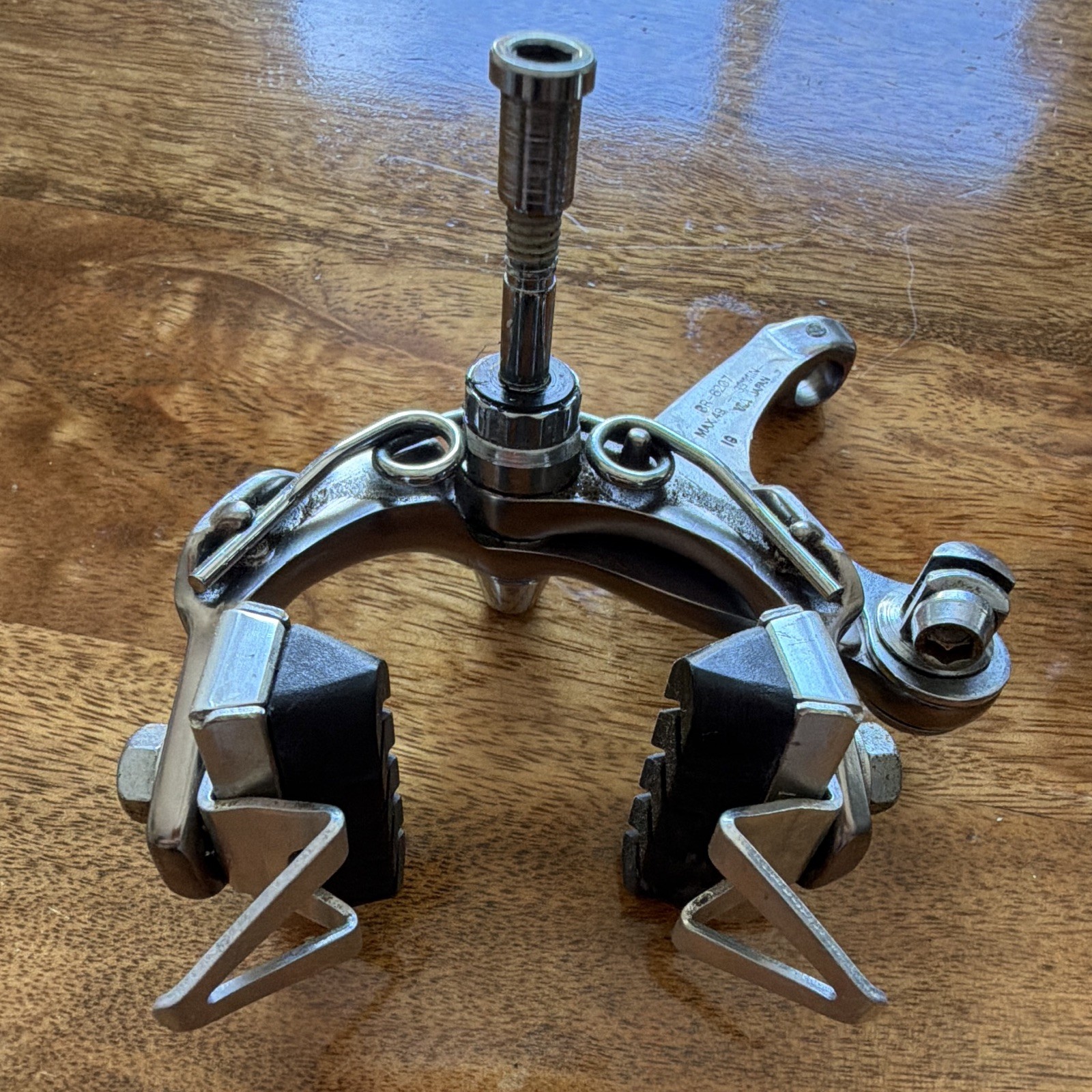 Vintage Shimano 600 BR-6207 Caliper Brake set. Great condition. Pair.